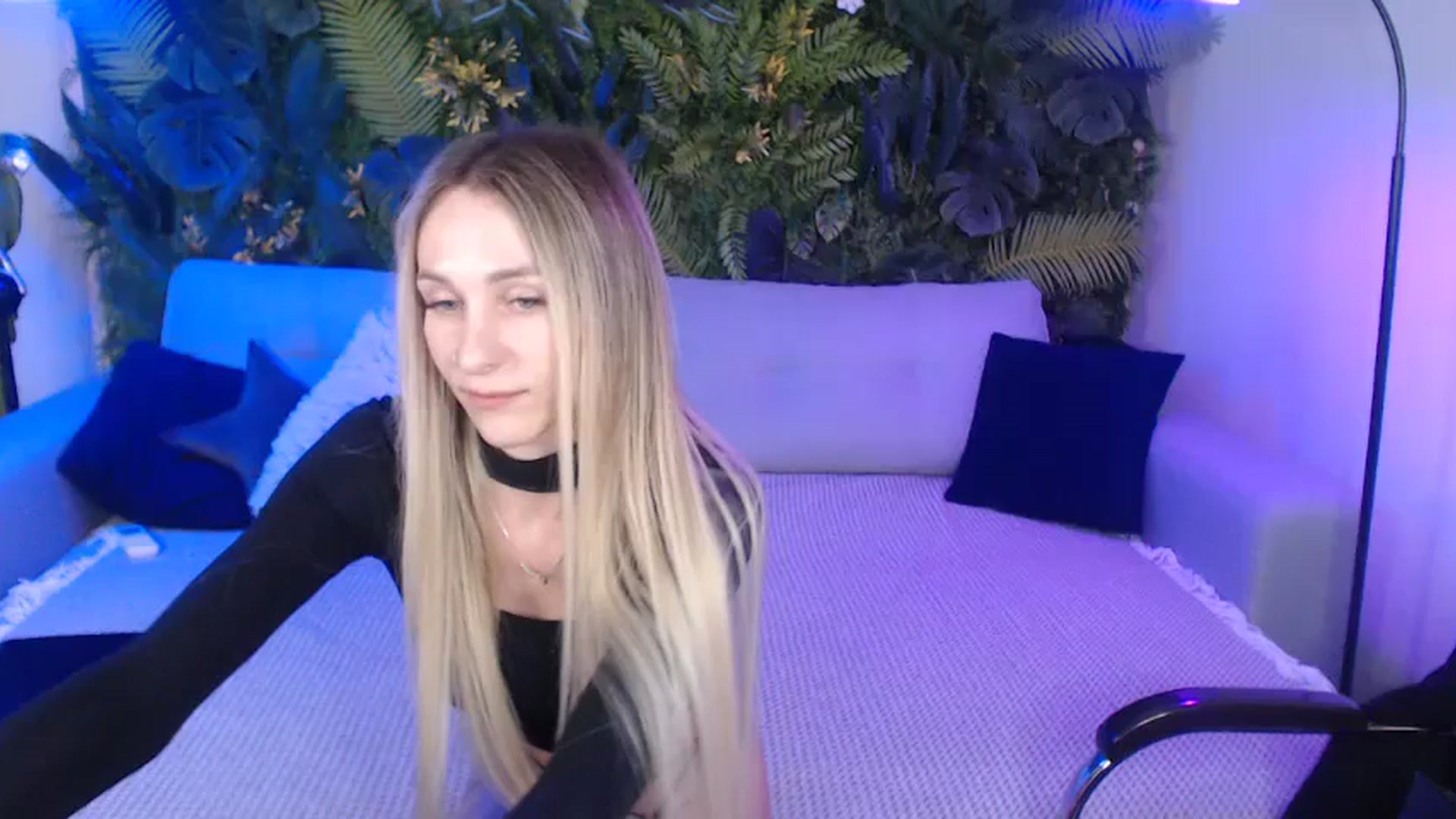 Gallery image thumbnail from Horny_Blond's myfreecams stream on, 11/09/2024, 11:18 image 8 of 20