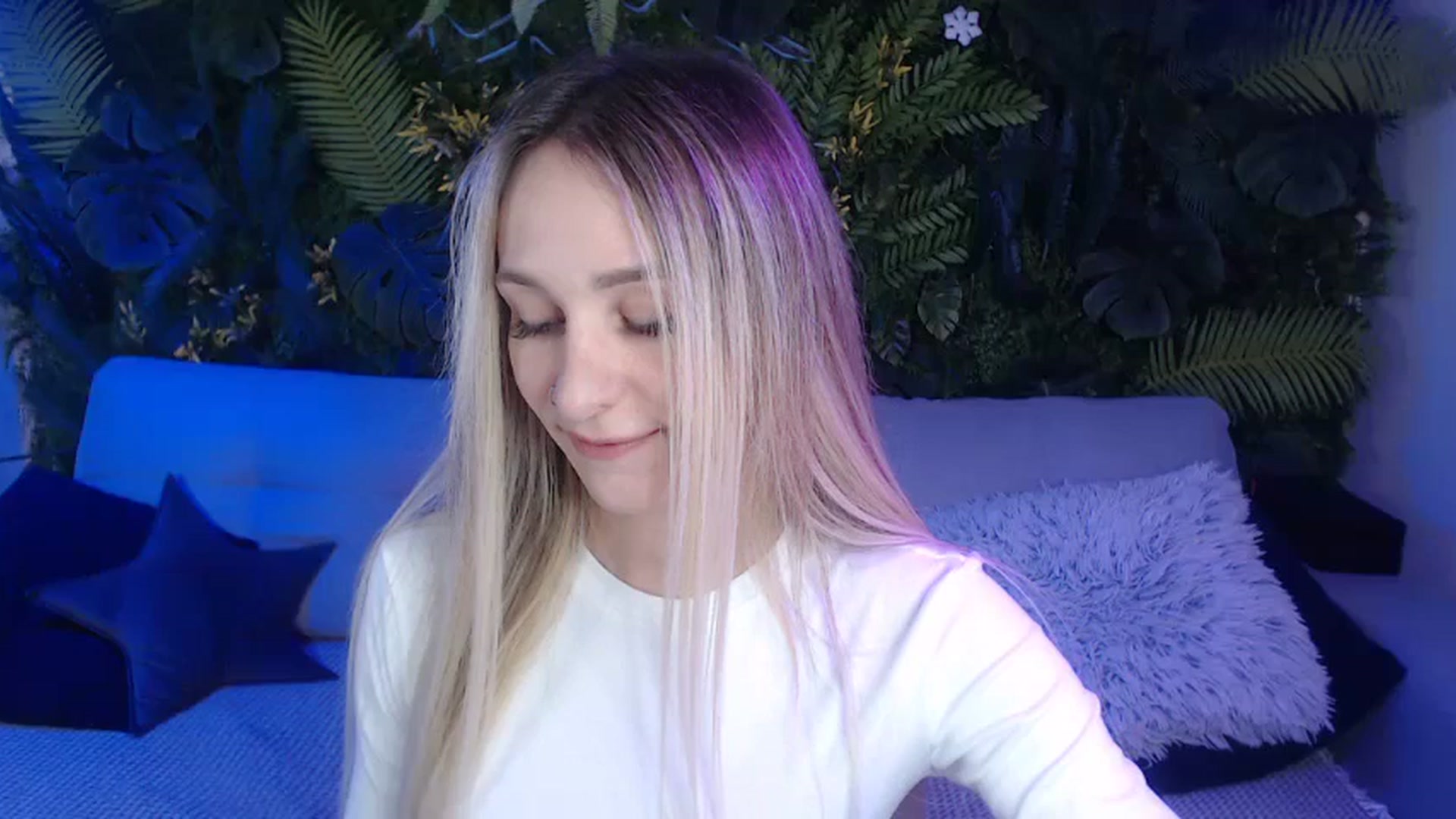 Gallery image thumbnail from Horny_Blond's myfreecams stream on, 11/12/2024, 10:17 image 1 of 20