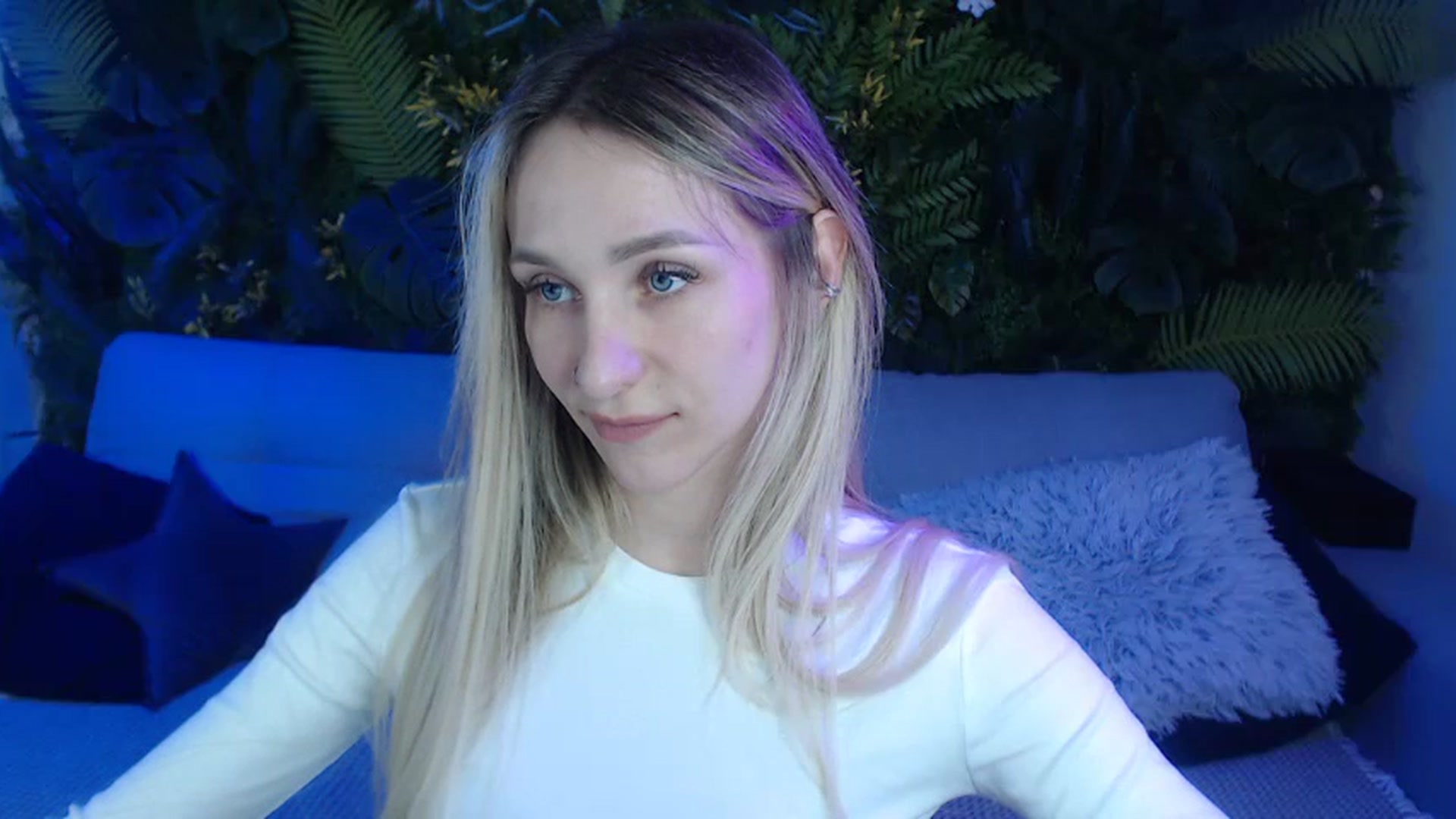 Gallery image thumbnail from Horny_Blond's myfreecams stream on, 11/12/2024, 10:17 image 9 of 20