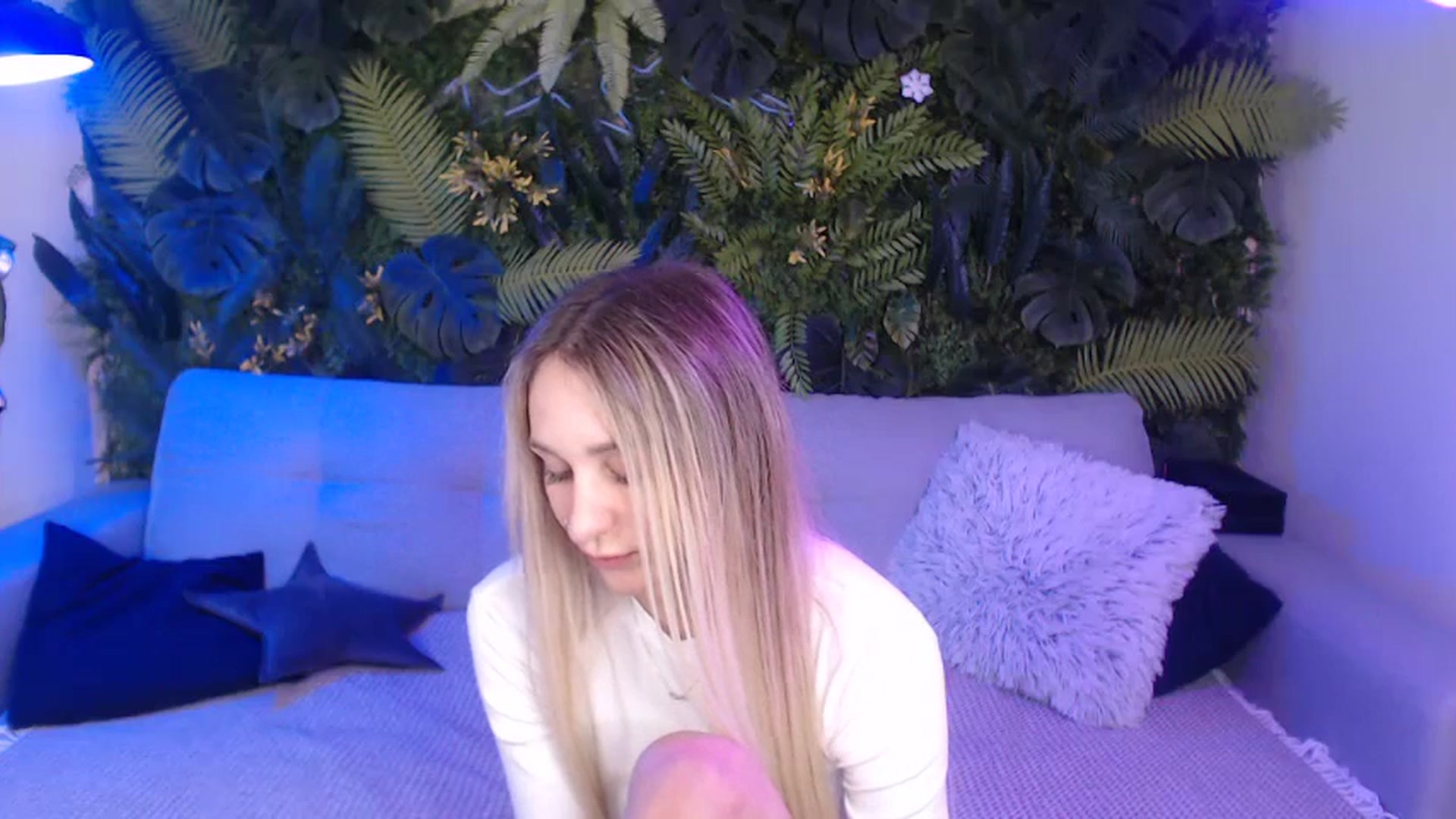 Gallery image thumbnail from Horny_Blond's myfreecams stream on, 11/12/2024, 10:17 image 20 of 20