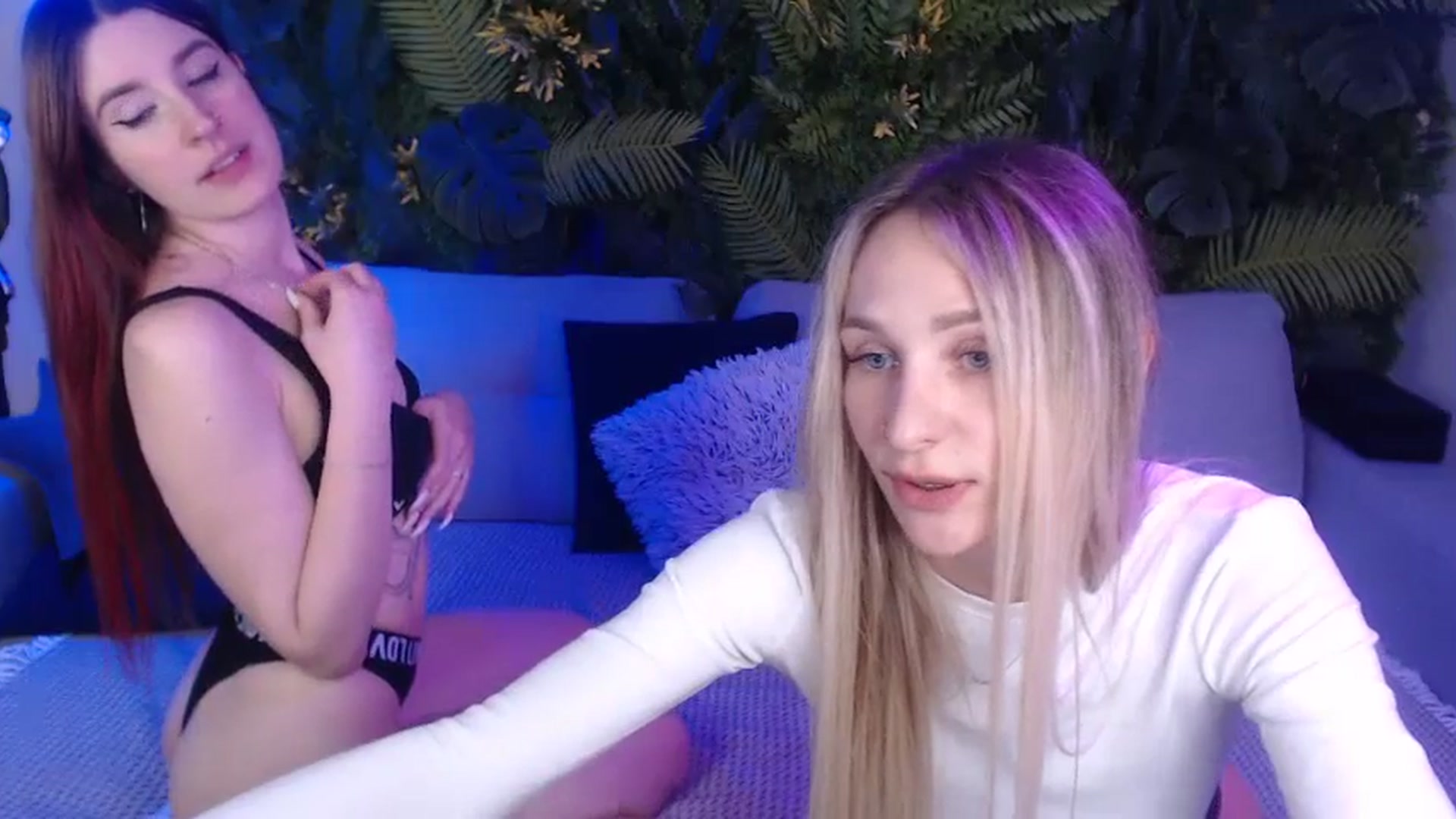Gallery image thumbnail from Horny_Blond's myfreecams stream on, 11/12/2024, 12:09 image 14 of 20