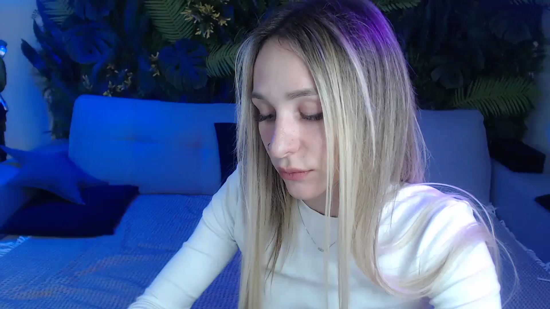 Gallery image thumbnail from Horny_Blond's myfreecams stream on, 11/12/2024, 13:37 image 1 of 20