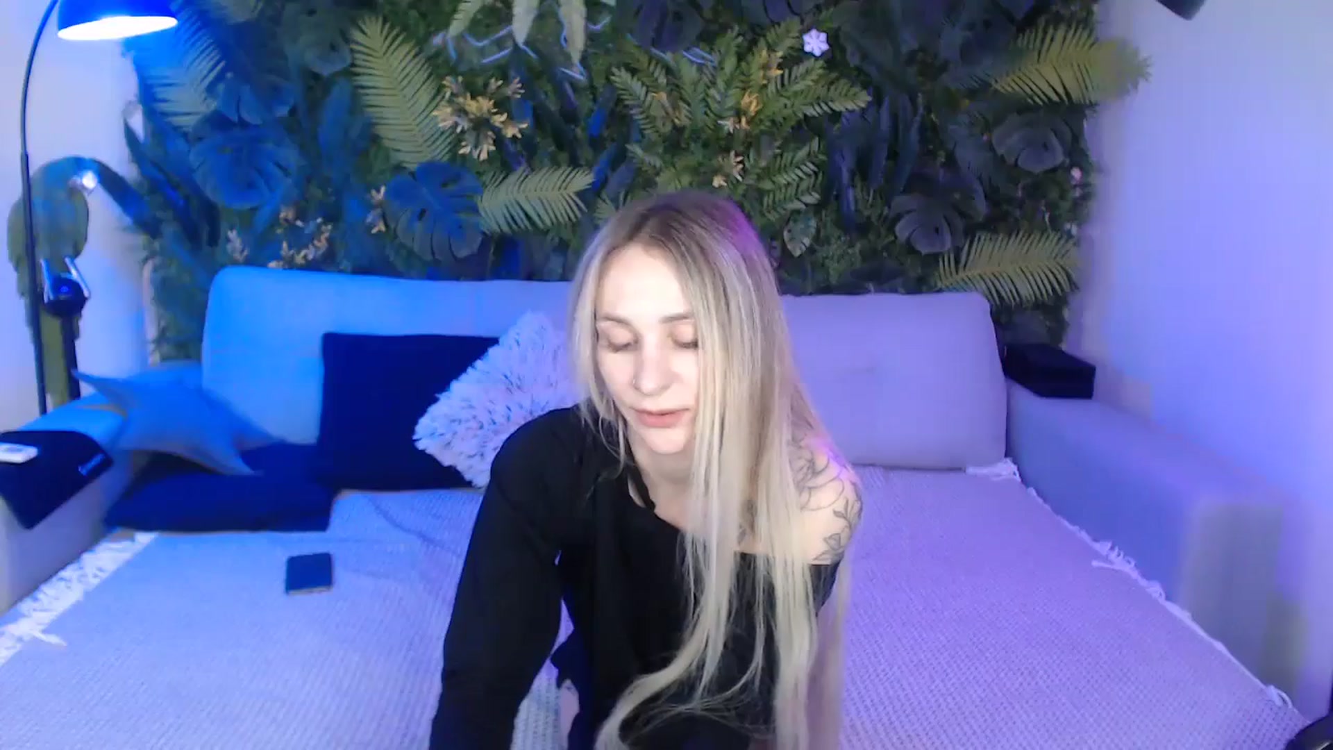 Gallery image thumbnail from Horny_Blond's myfreecams stream on, 11/13/2024, 12:26 image 5 of 20