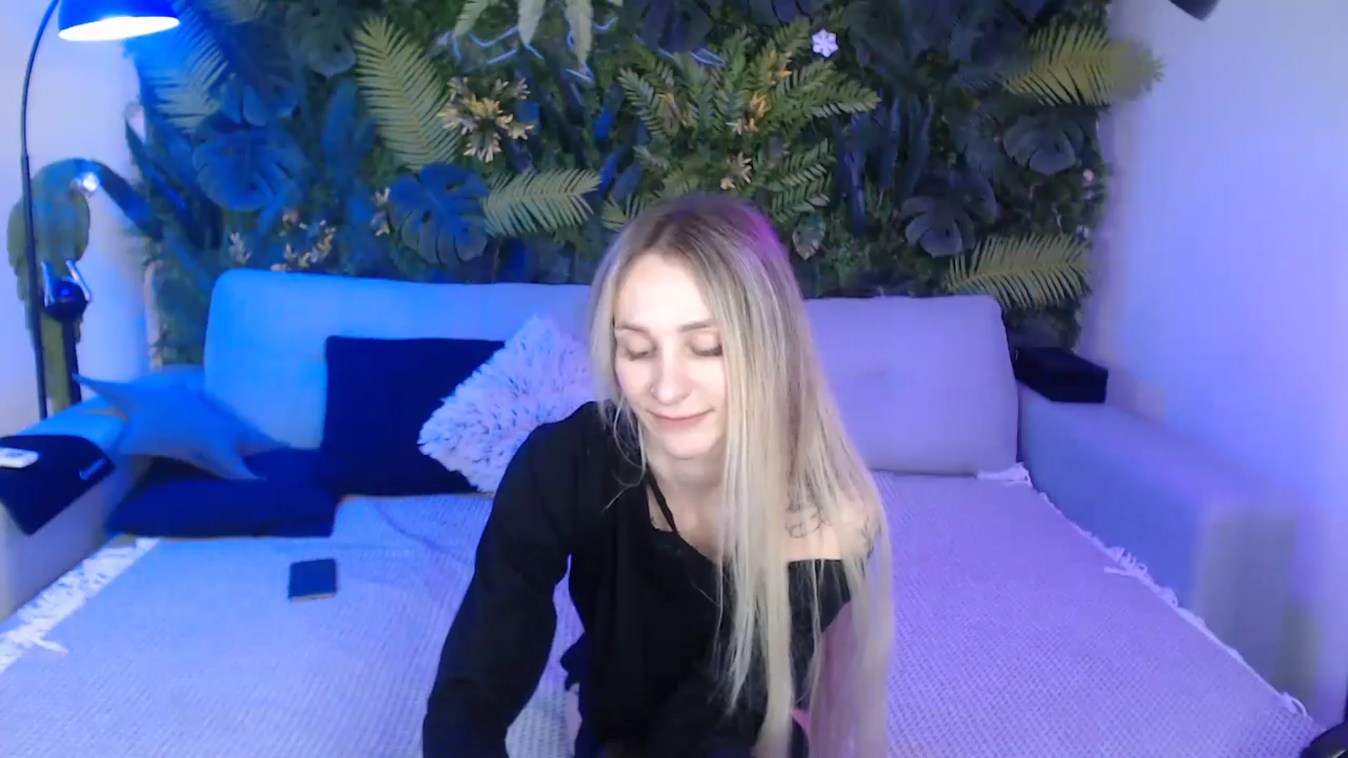 Gallery image thumbnail from Horny_Blond's myfreecams stream on, 11/13/2024, 12:26 image 3 of 20