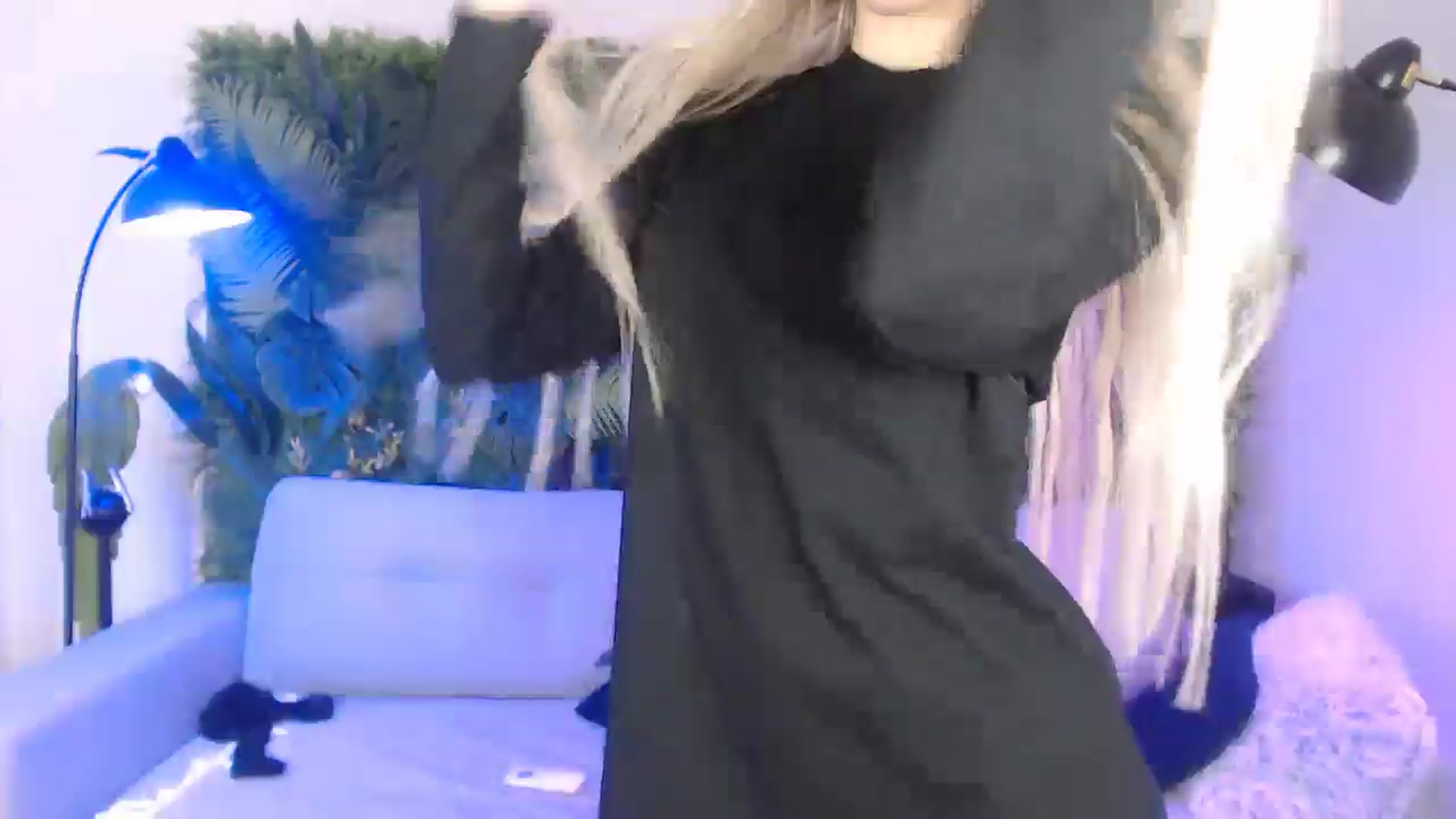 Gallery image thumbnail from Horny_Blond's myfreecams stream on, 11/13/2024, 13:28 image 17 of 20