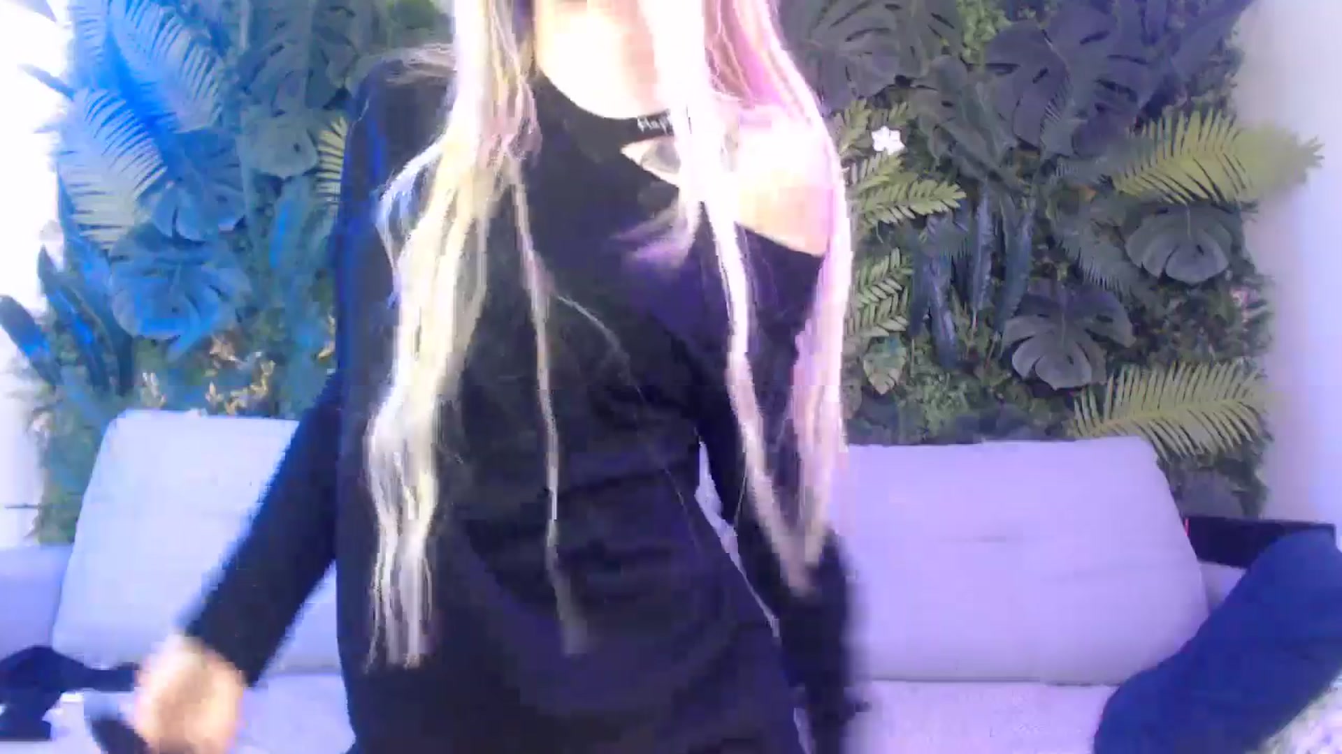 Gallery image thumbnail from Horny_Blond's myfreecams stream on, 11/13/2024, 13:28 image 11 of 20