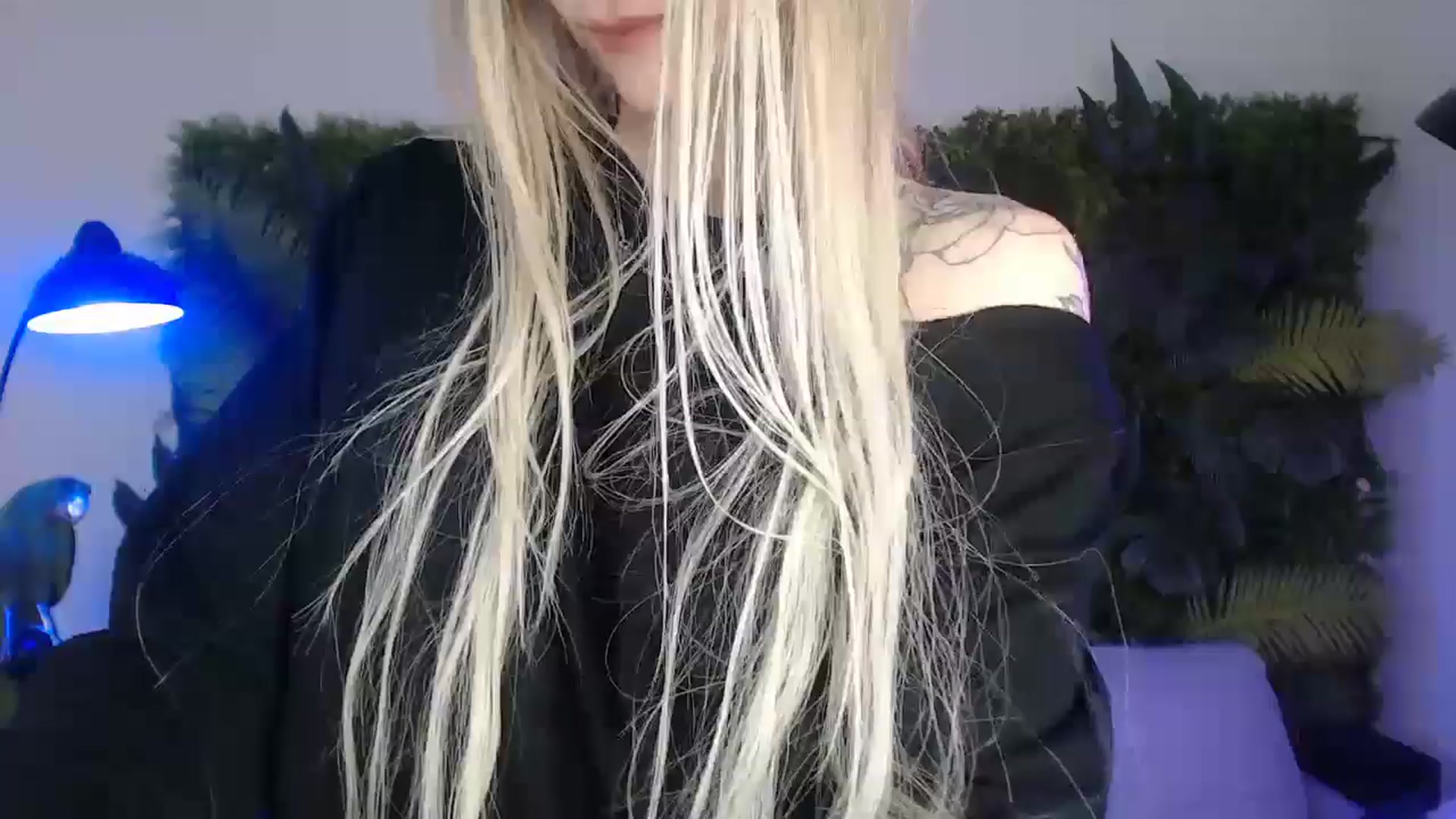 Gallery image thumbnail from Horny_Blond's myfreecams stream on, 11/13/2024, 14:13 image 2 of 20