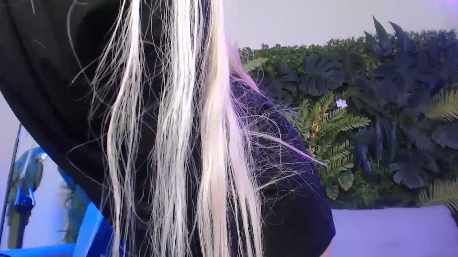 Gallery image thumbnail from Horny_Blond's myfreecams stream on, 11/13/2024, 14:43 image 2 of 20