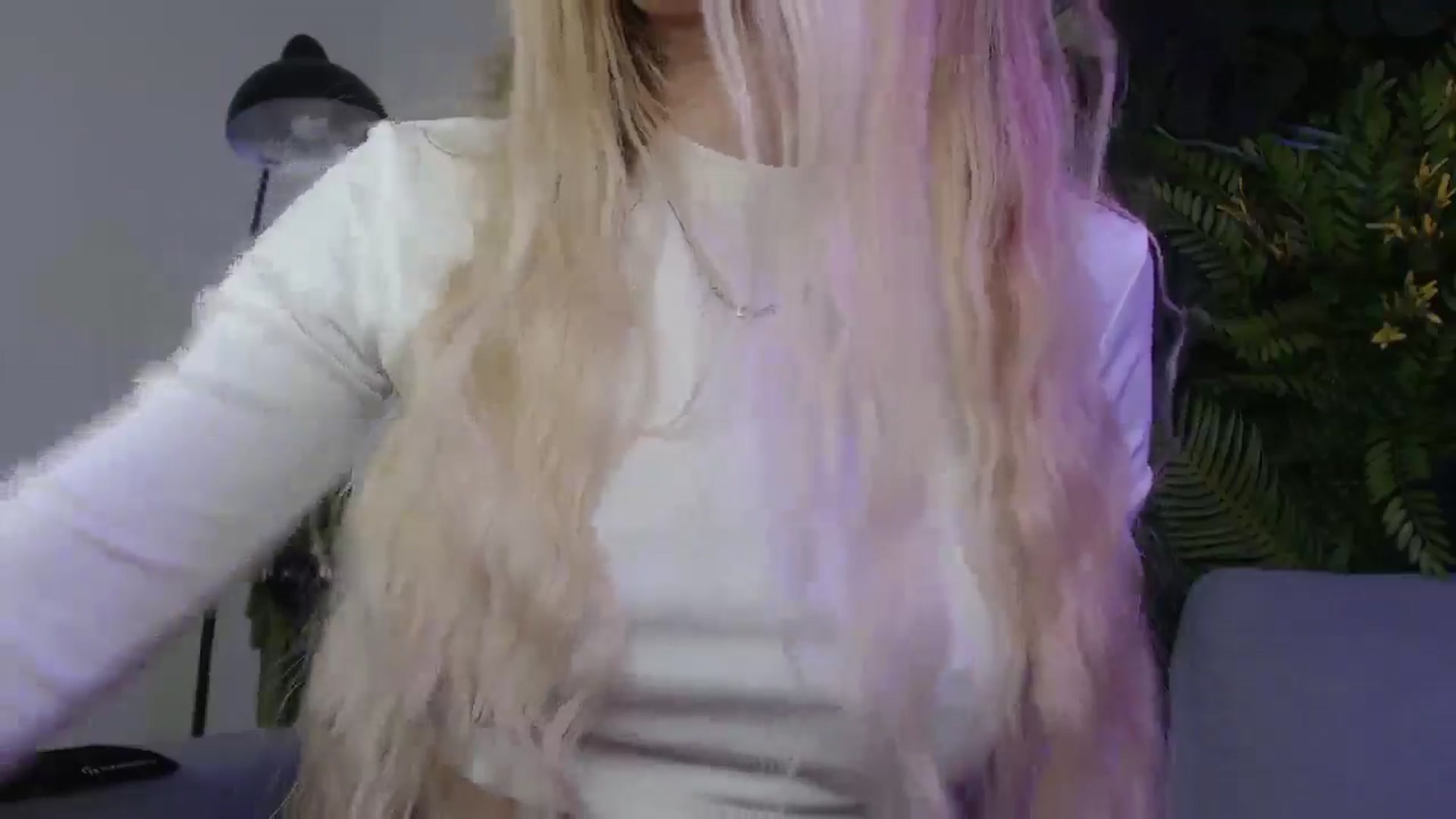 Gallery image thumbnail from Horny_Blond's myfreecams stream on, 11/15/2024, 10:11 image 4 of 20