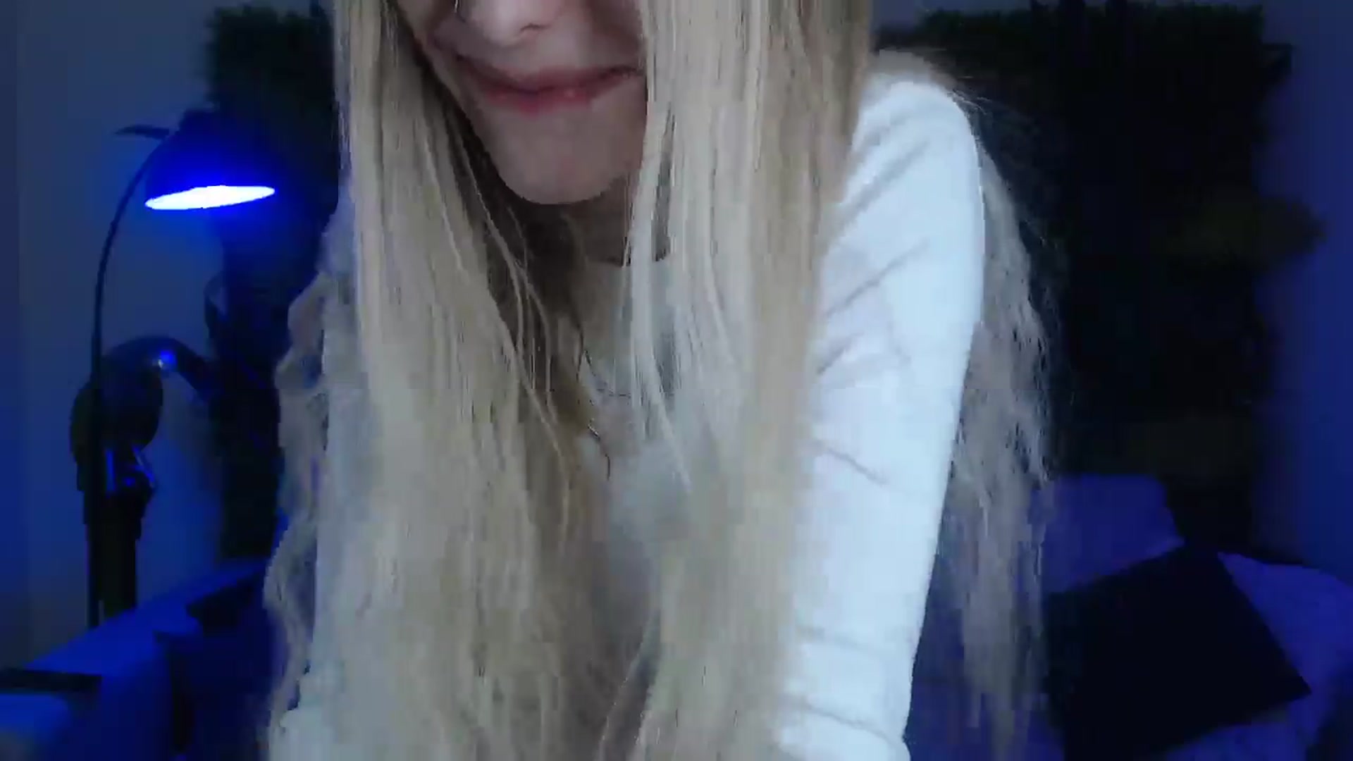 Gallery image thumbnail from Horny_Blond's myfreecams stream on, 11/15/2024, 11:52 image 2 of 20