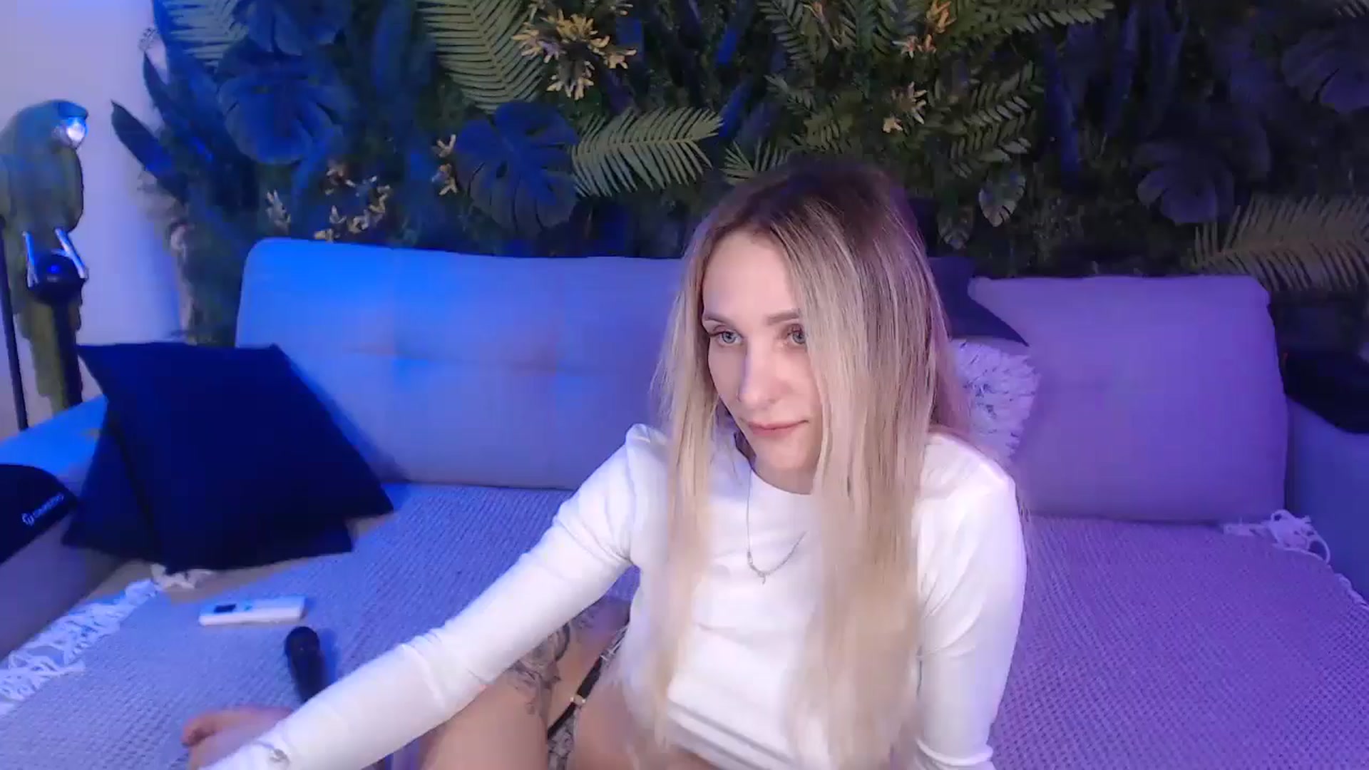 Gallery image thumbnail from Horny_Blond's myfreecams stream on, 11/15/2024, 13:21 image 20 of 20