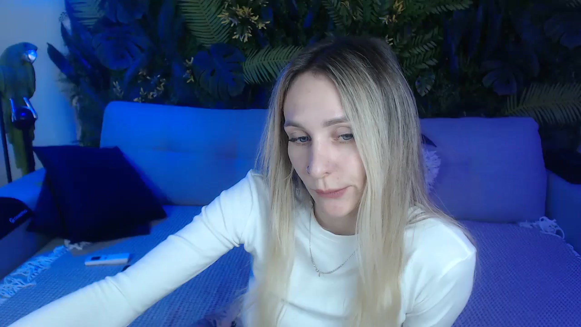 Gallery image thumbnail from Horny_Blond's myfreecams stream on, 11/15/2024, 13:21 image 18 of 20