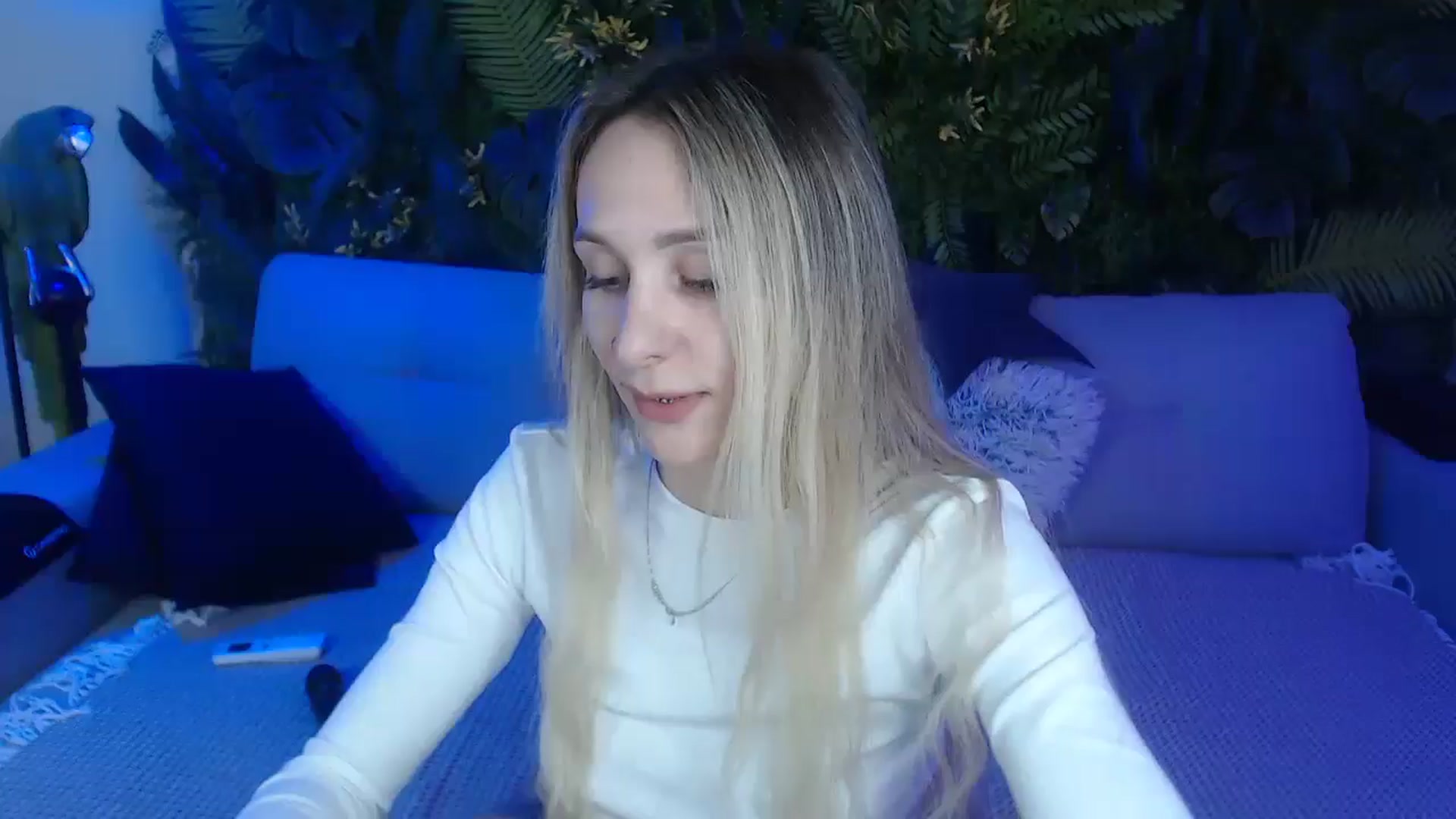 Gallery image thumbnail from Horny_Blond's myfreecams stream on, 11/15/2024, 13:21 image 13 of 20
