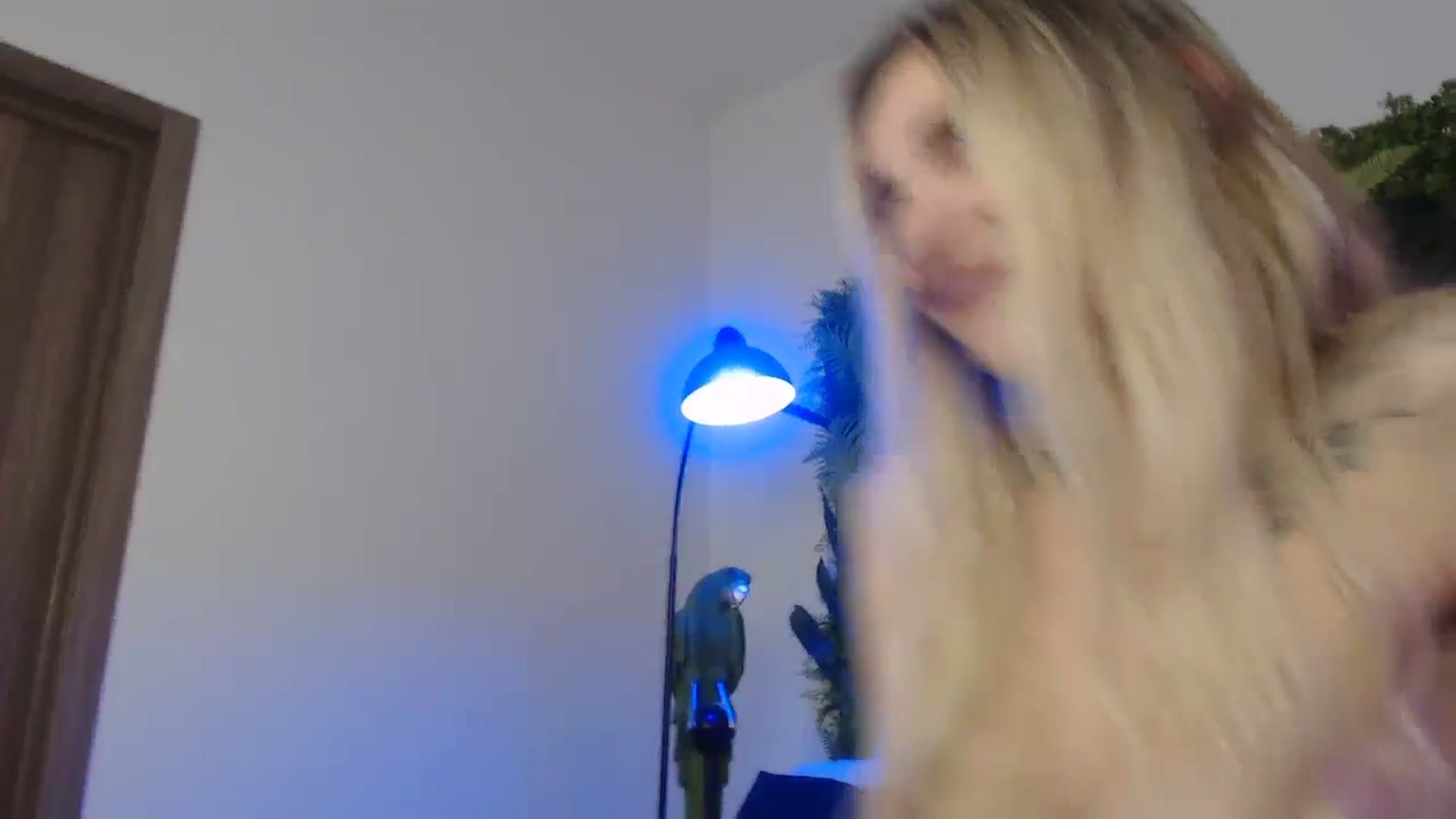 Gallery image thumbnail from Horny_Blond's myfreecams stream on, 11/16/2024, 14:50 image 2 of 20
