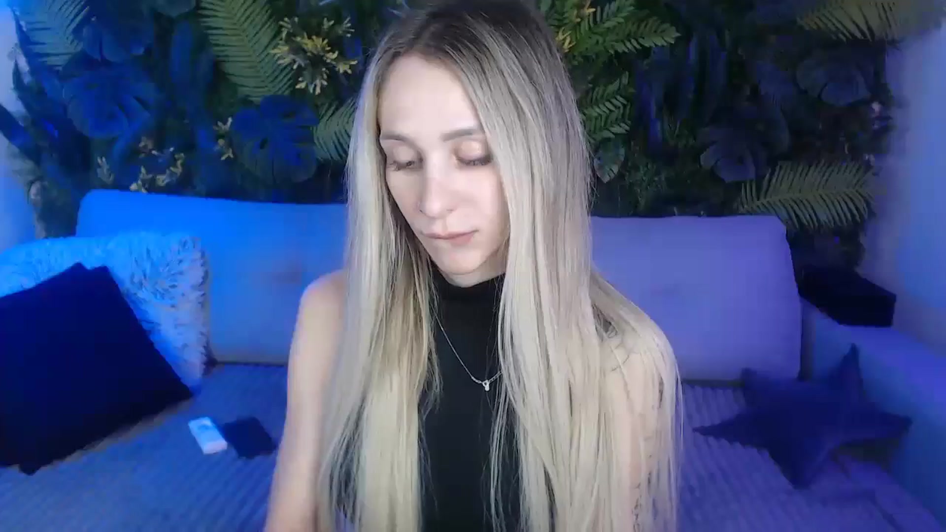Gallery image thumbnail from Horny_Blond's myfreecams stream on, 11/18/2024, 09:36 image 10 of 20