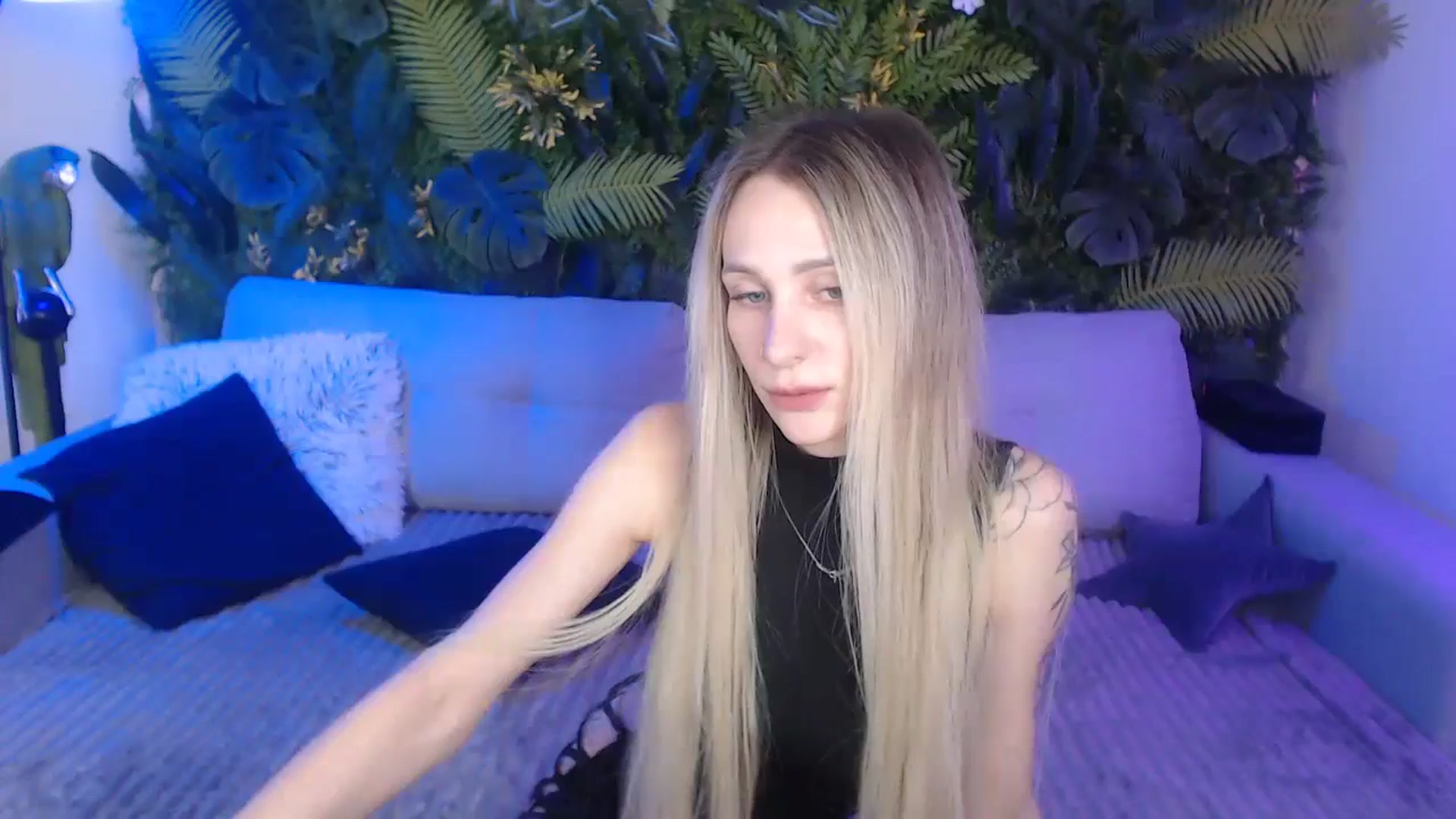 Gallery image thumbnail from Horny_Blond's myfreecams stream on, 11/18/2024, 09:36 image 2 of 20
