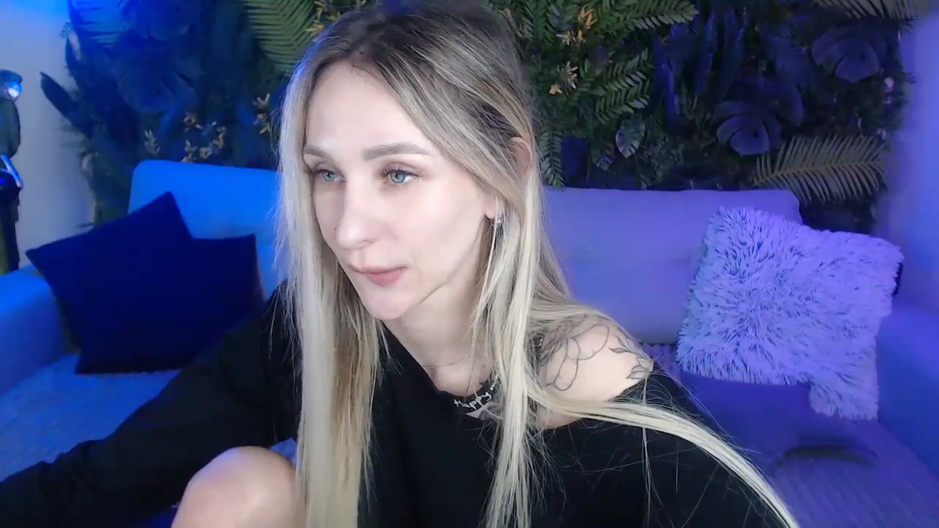 Gallery image thumbnail from Horny_Blond's myfreecams stream on, 11/23/2024, 09:56 image 13 of 20