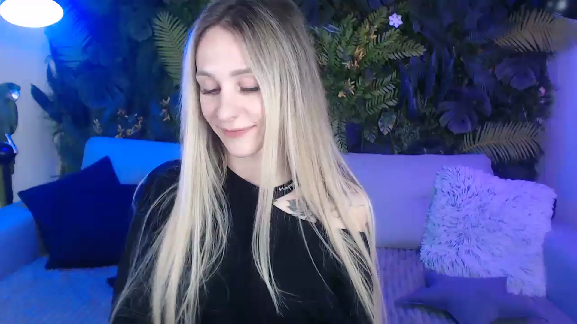 Gallery image thumbnail from Horny_Blond's myfreecams stream on, 11/23/2024, 09:56 image 2 of 20