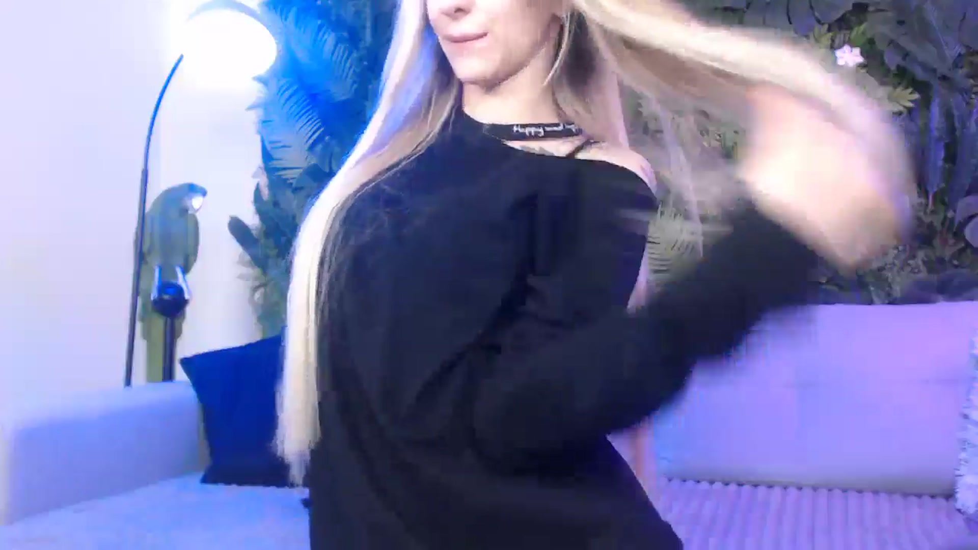 Gallery image thumbnail from Horny_Blond's myfreecams stream on, 11/23/2024, 09:56 image 17 of 20