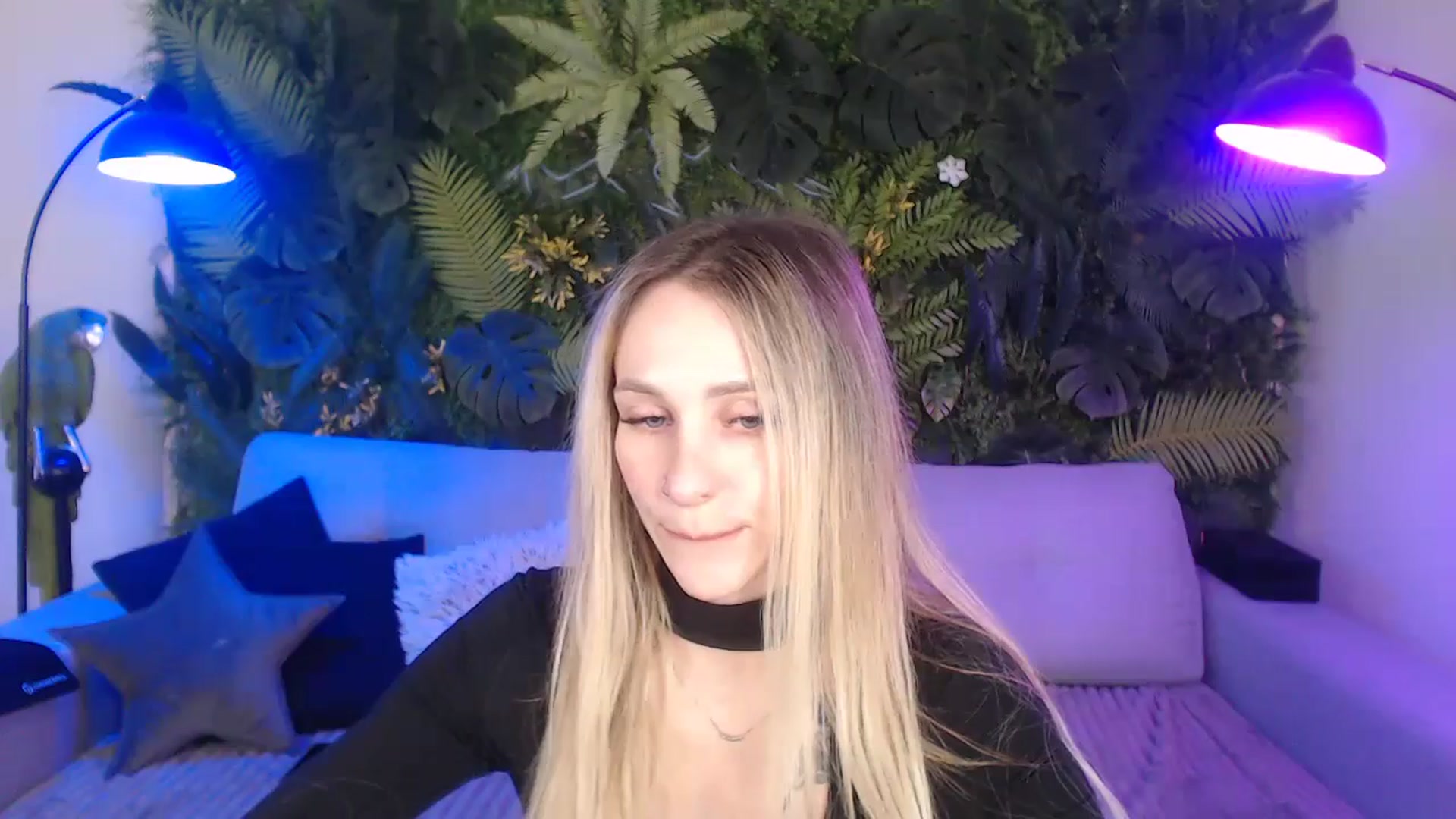 Gallery image thumbnail from Horny_Blond's myfreecams stream on, 11/24/2024, 10:34 image 7 of 20