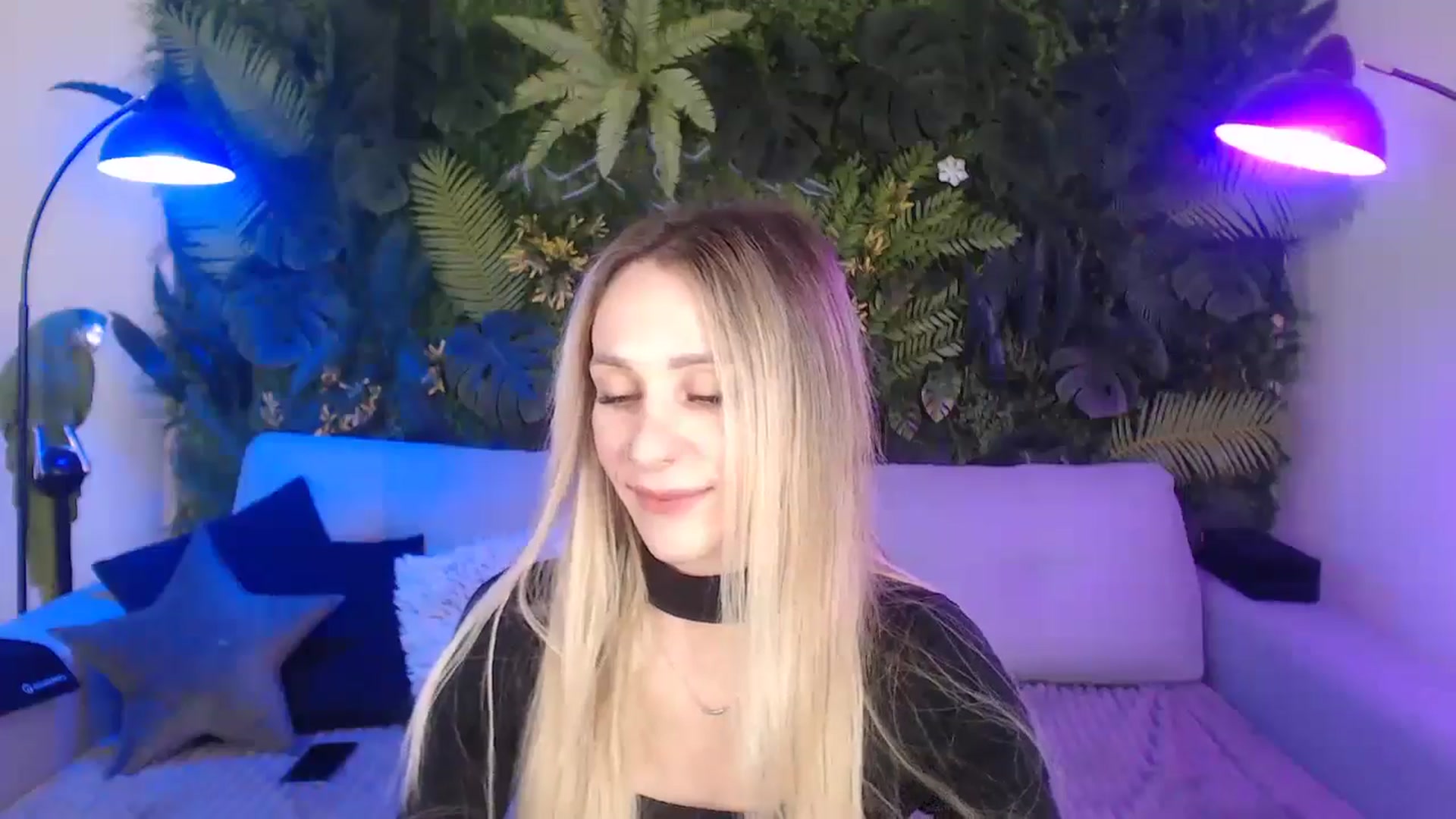 Gallery image thumbnail from Horny_Blond's myfreecams stream on, 11/24/2024, 10:34 image 6 of 20