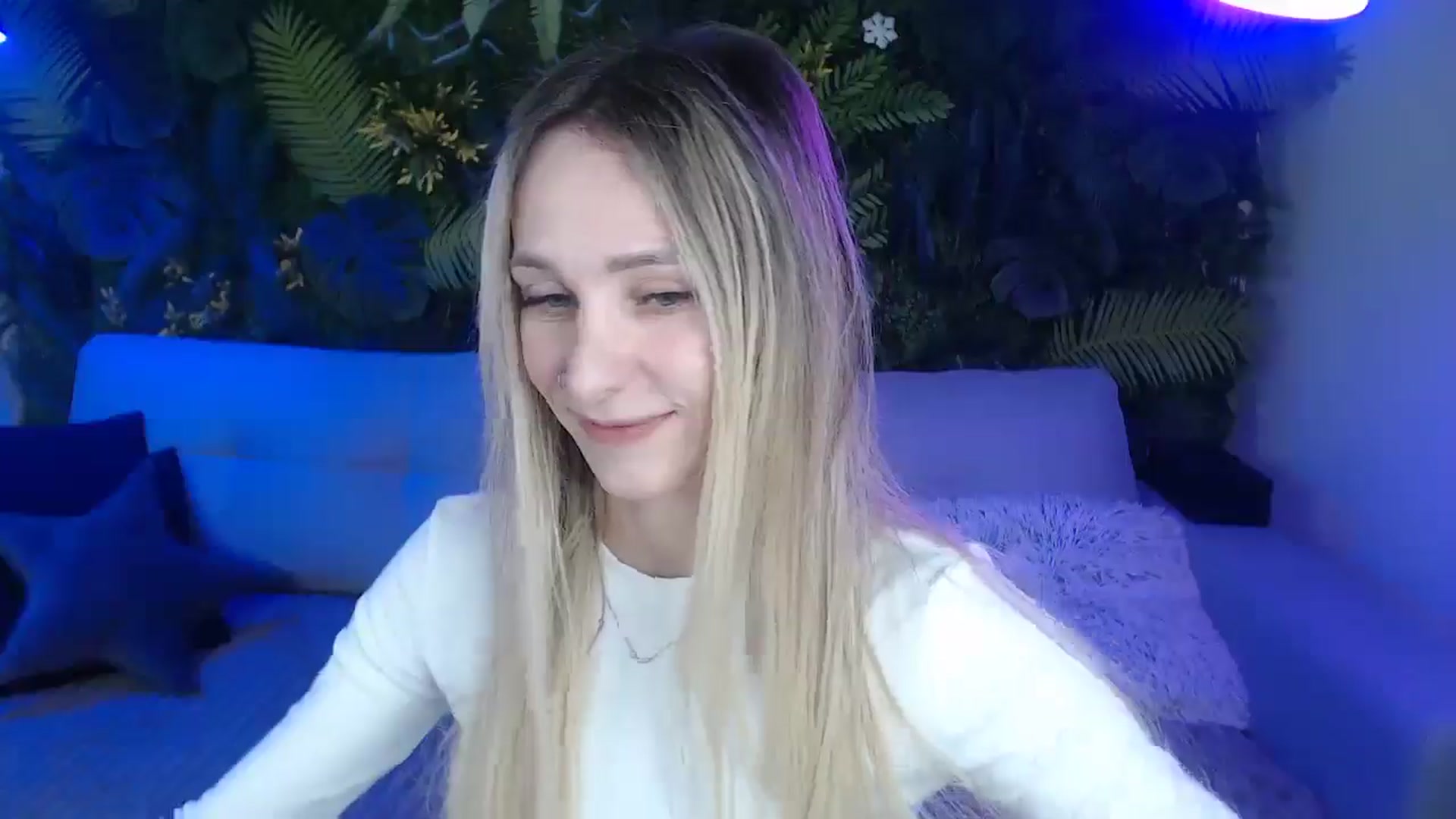 Gallery image thumbnail from Horny_Blond's myfreecams stream on, 11/26/2024, 09:38 image 6 of 20