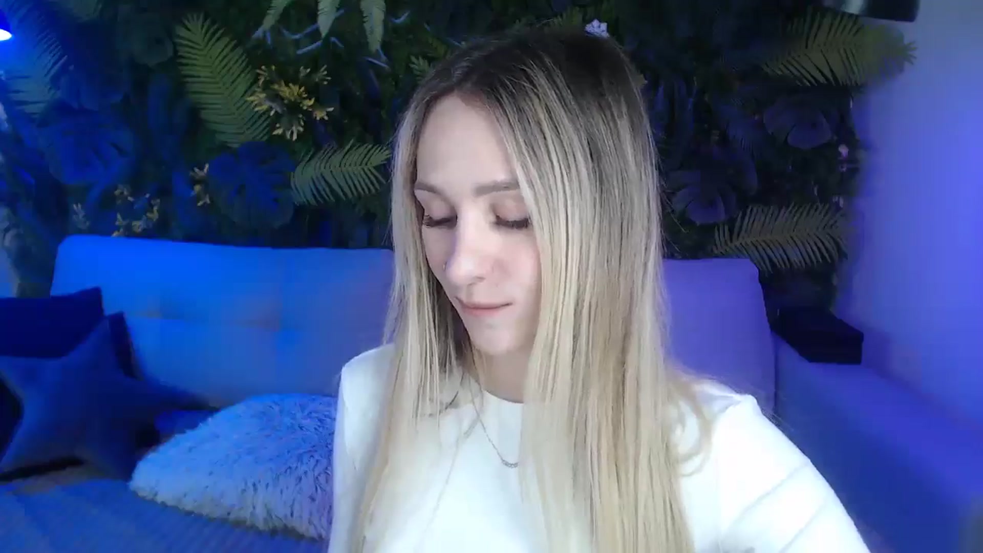 Gallery image thumbnail from Horny_Blond's myfreecams stream on, 11/26/2024, 10:46 image 4 of 20