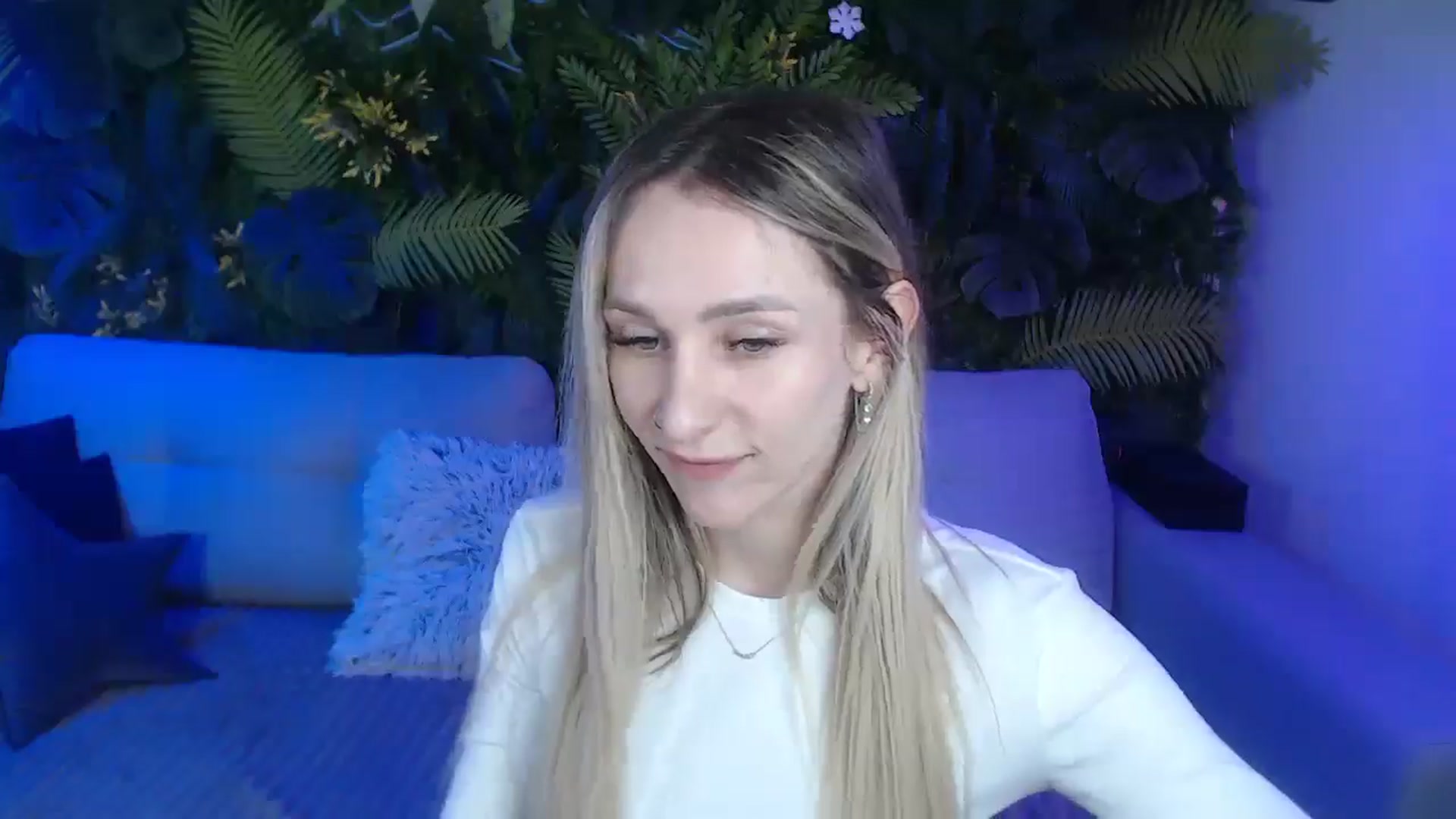 Gallery image thumbnail from Horny_Blond's myfreecams stream on, 11/26/2024, 11:09 image 12 of 20
