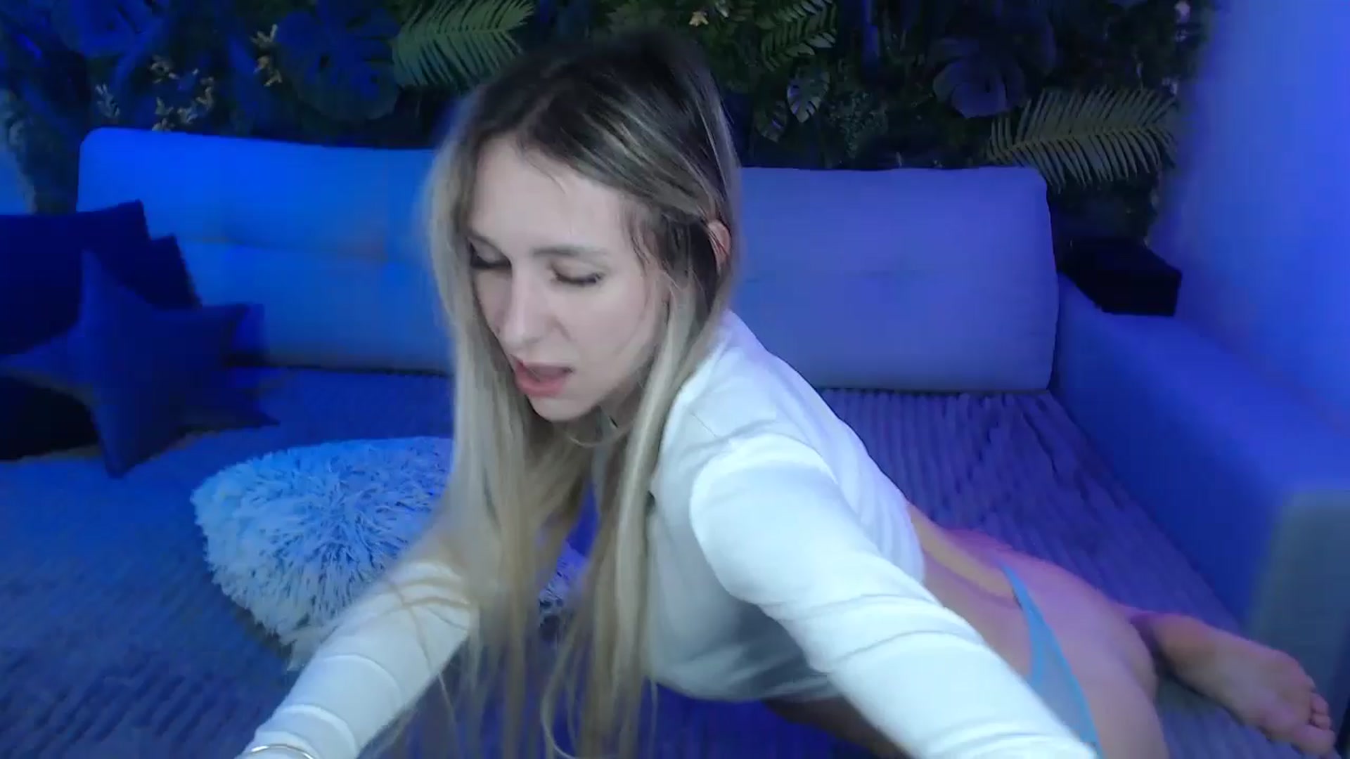 Gallery image thumbnail from Horny_Blond's myfreecams stream on, 11/26/2024, 12:35 image 10 of 20