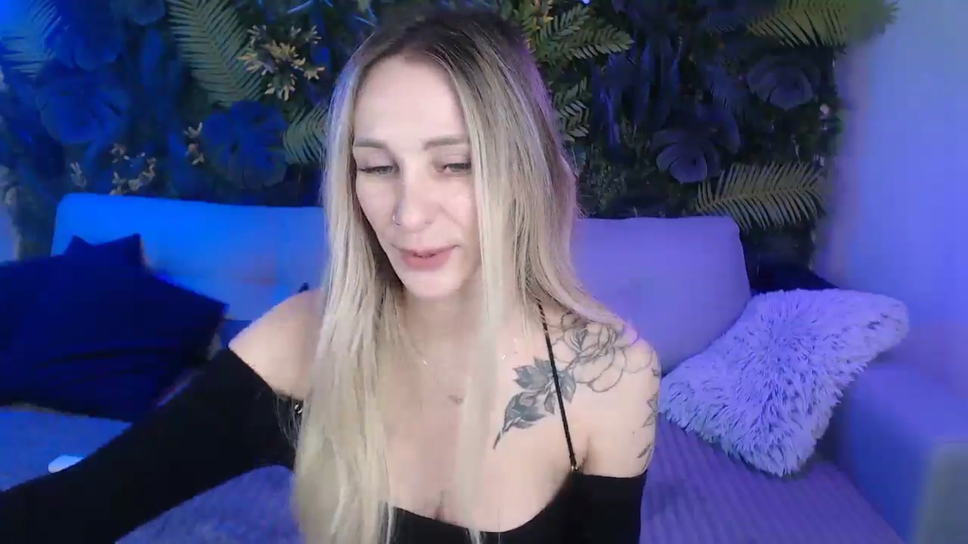 Gallery image thumbnail from Horny_Blond's myfreecams stream on, 11/29/2024, 09:22 image 20 of 20