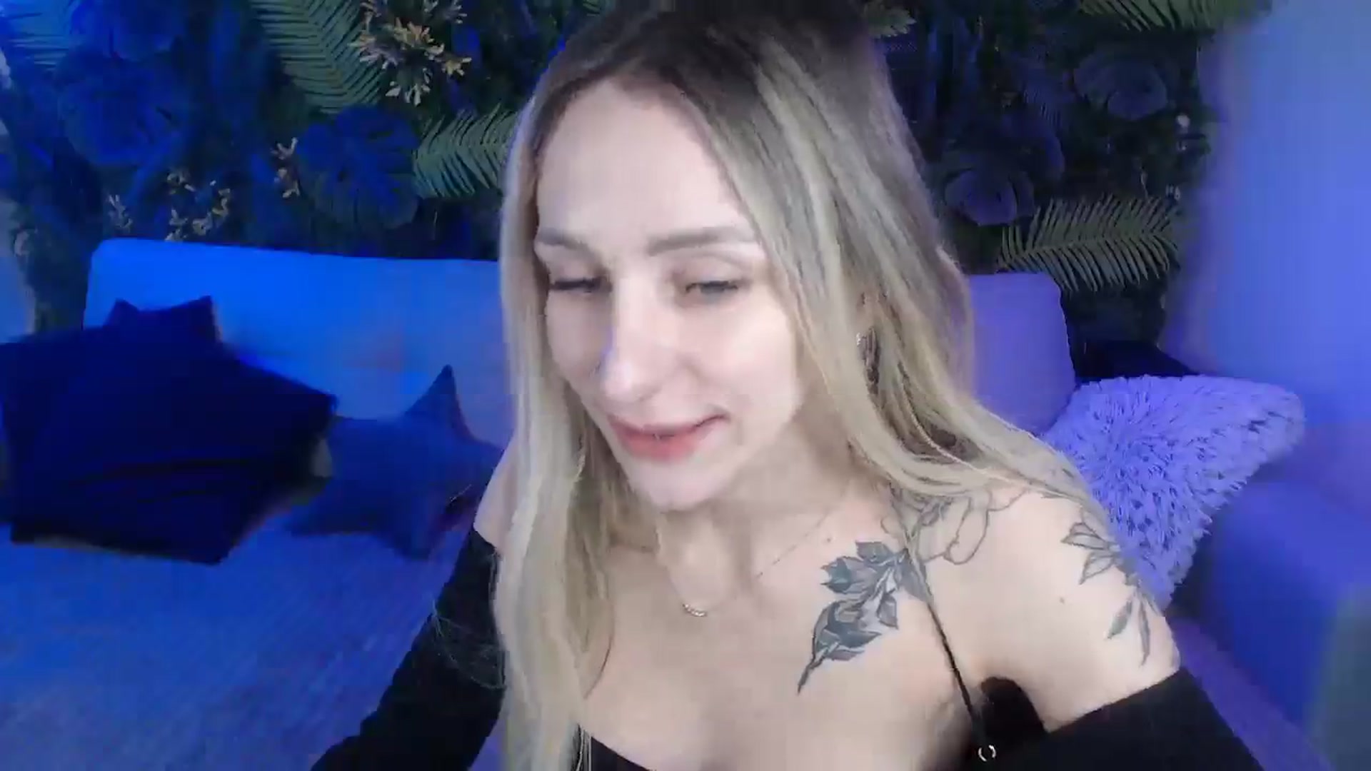 Gallery image thumbnail from Horny_Blond's myfreecams stream on, 11/29/2024, 09:22 image 5 of 20