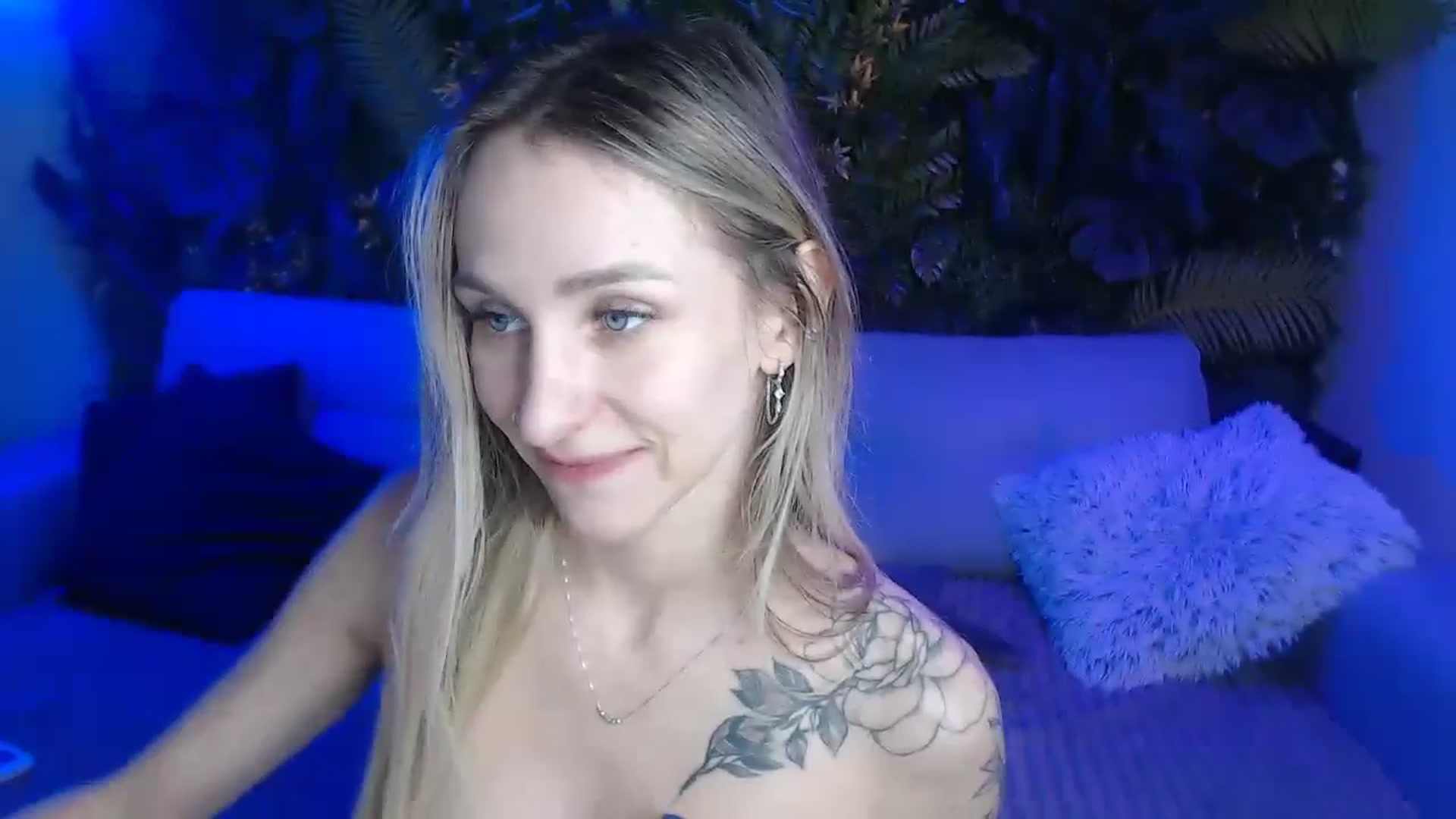 Gallery image thumbnail from Horny_Blond's myfreecams stream on, 11/29/2024, 14:16 image 4 of 20