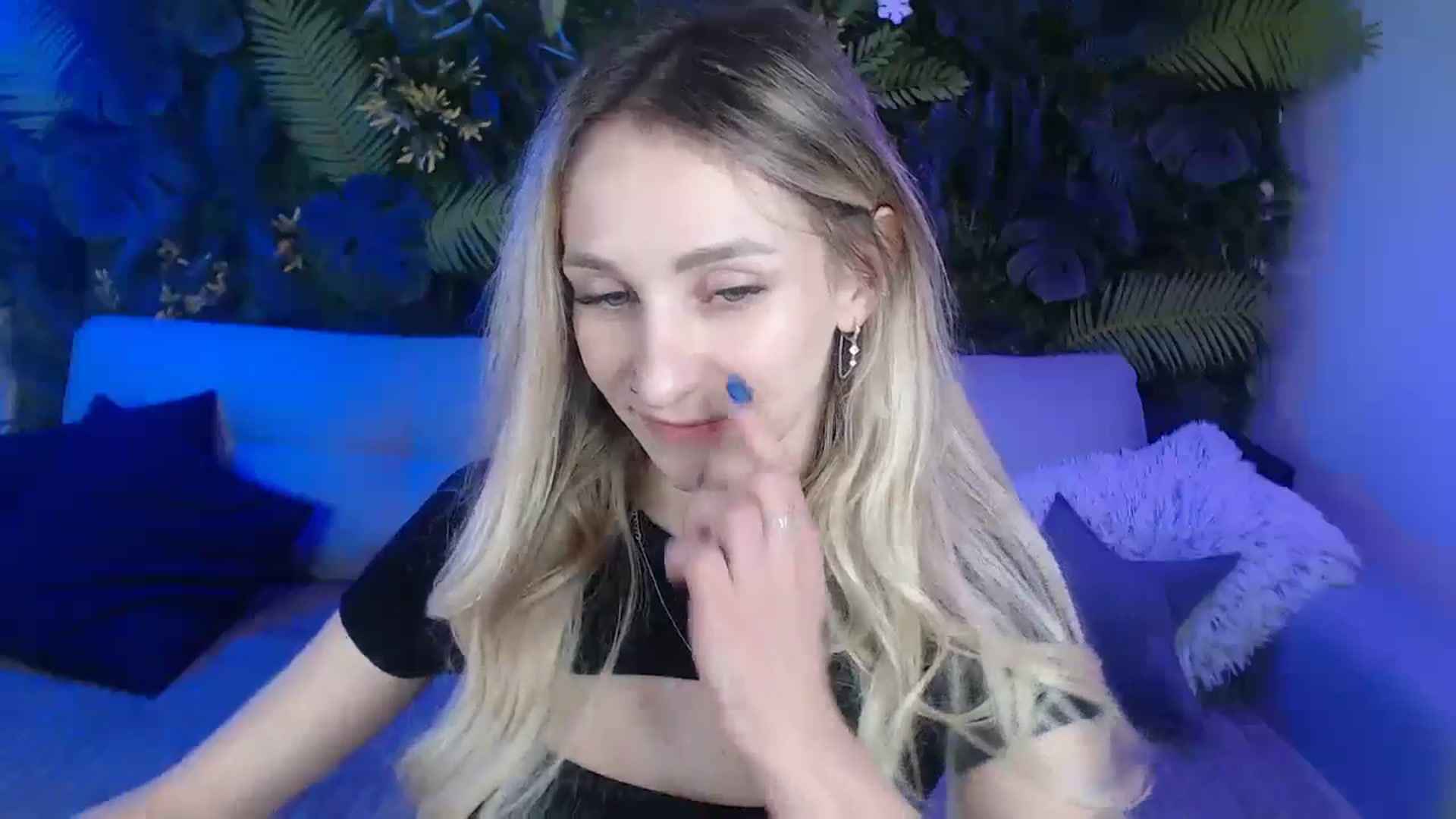 Gallery image thumbnail from Horny_Blond's myfreecams stream on, 11/30/2024, 09:24 image 19 of 20