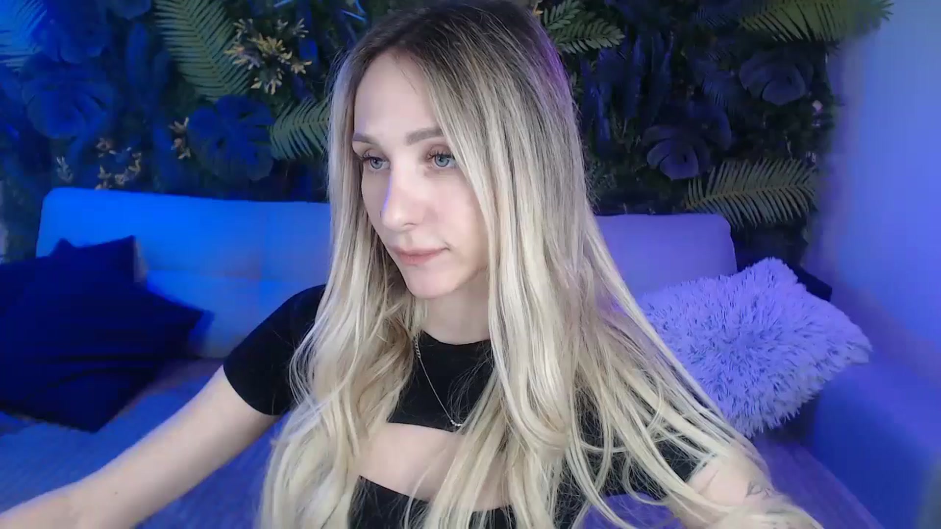 Gallery image thumbnail from Horny_Blond's myfreecams stream on, 11/30/2024, 09:57 image 19 of 20