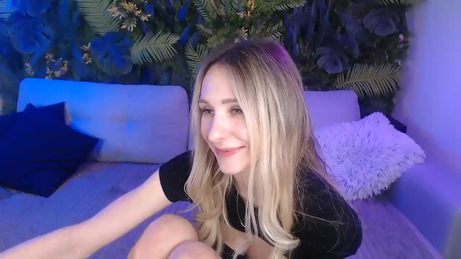 Gallery image thumbnail from Horny_Blond's myfreecams stream on, 11/30/2024, 09:57 image 11 of 20