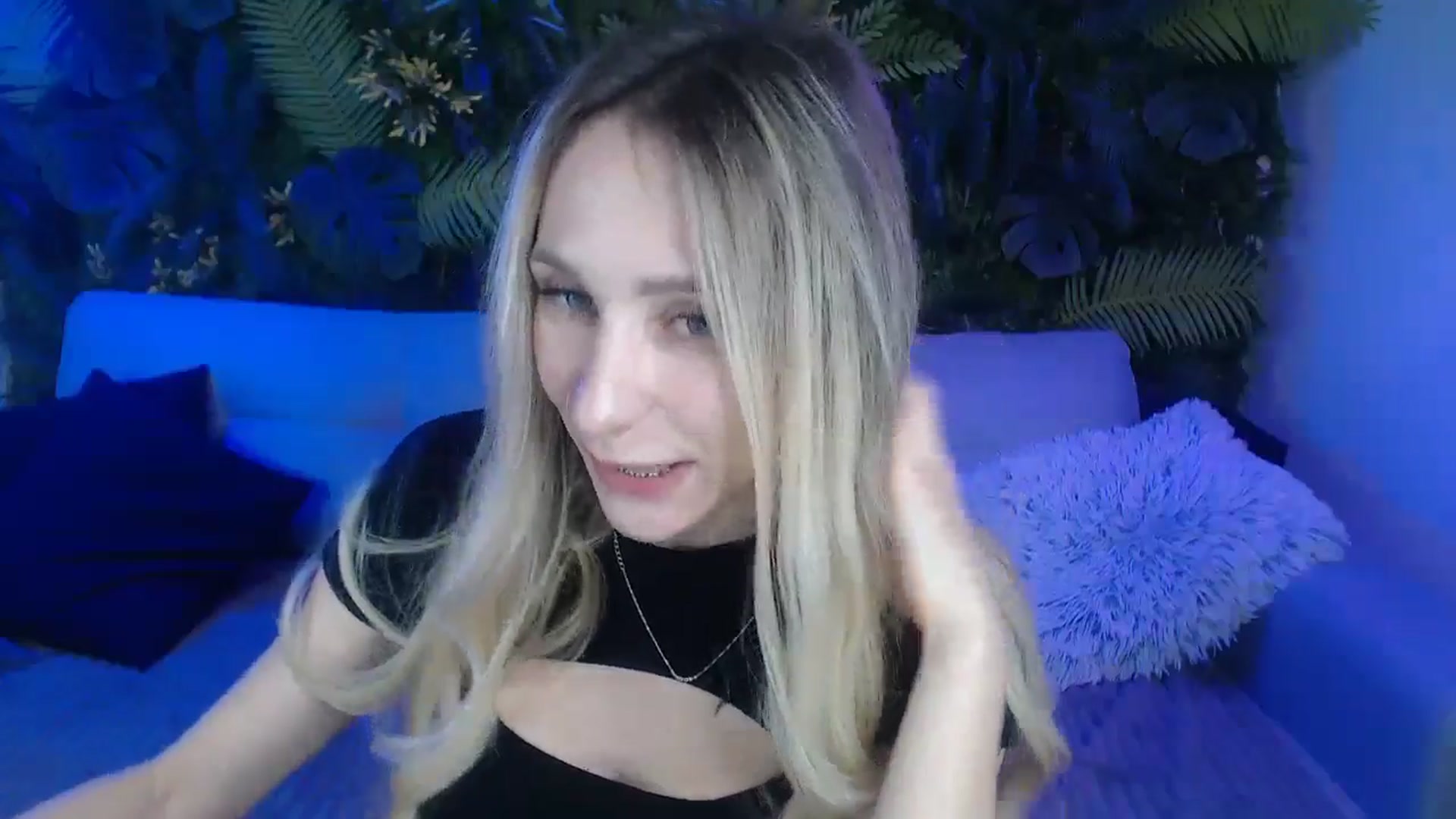 Gallery image thumbnail from Horny_Blond's myfreecams stream on, 11/30/2024, 09:57 image 16 of 20