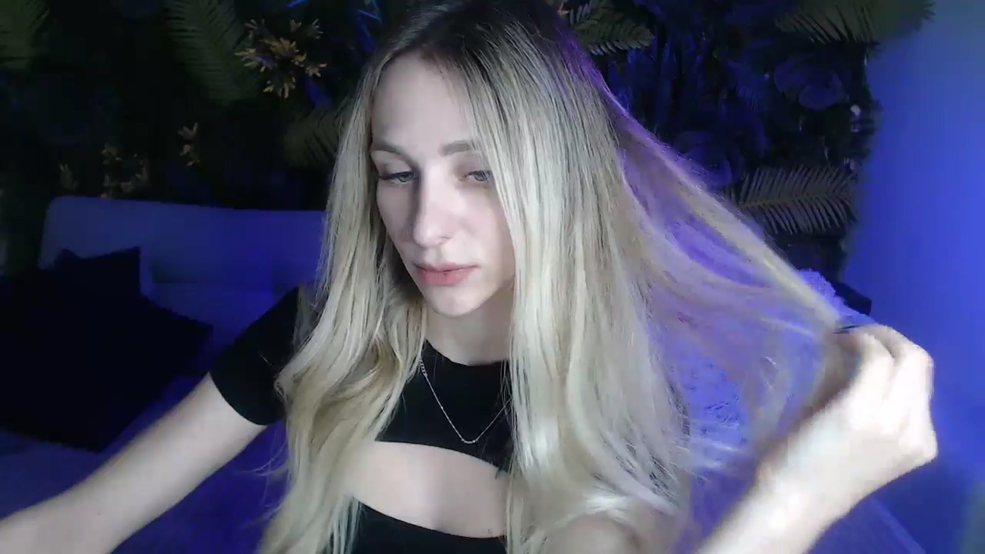 Gallery image thumbnail from Horny_Blond's myfreecams stream on, 11/30/2024, 10:20 image 5 of 20