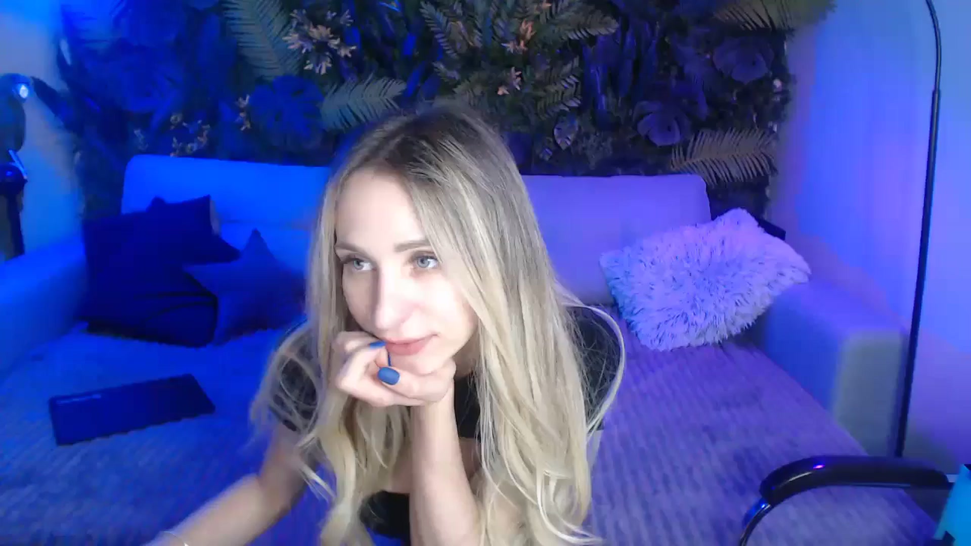 Gallery image thumbnail from Horny_Blond's myfreecams stream on, 11/30/2024, 11:39 image 1 of 20