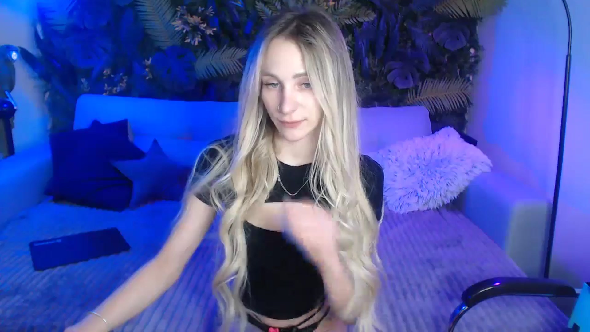 Gallery image thumbnail from Horny_Blond's myfreecams stream on, 11/30/2024, 11:39 image 2 of 20