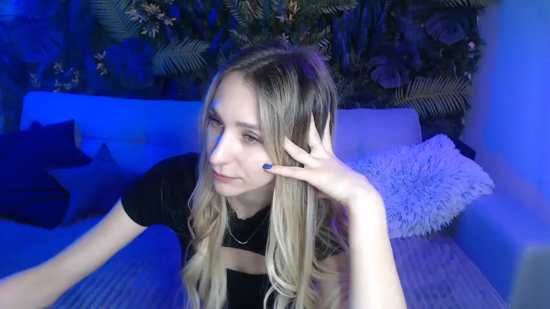 Gallery image thumbnail from Horny_Blond's myfreecams stream on, 11/30/2024, 12:27 image 5 of 20