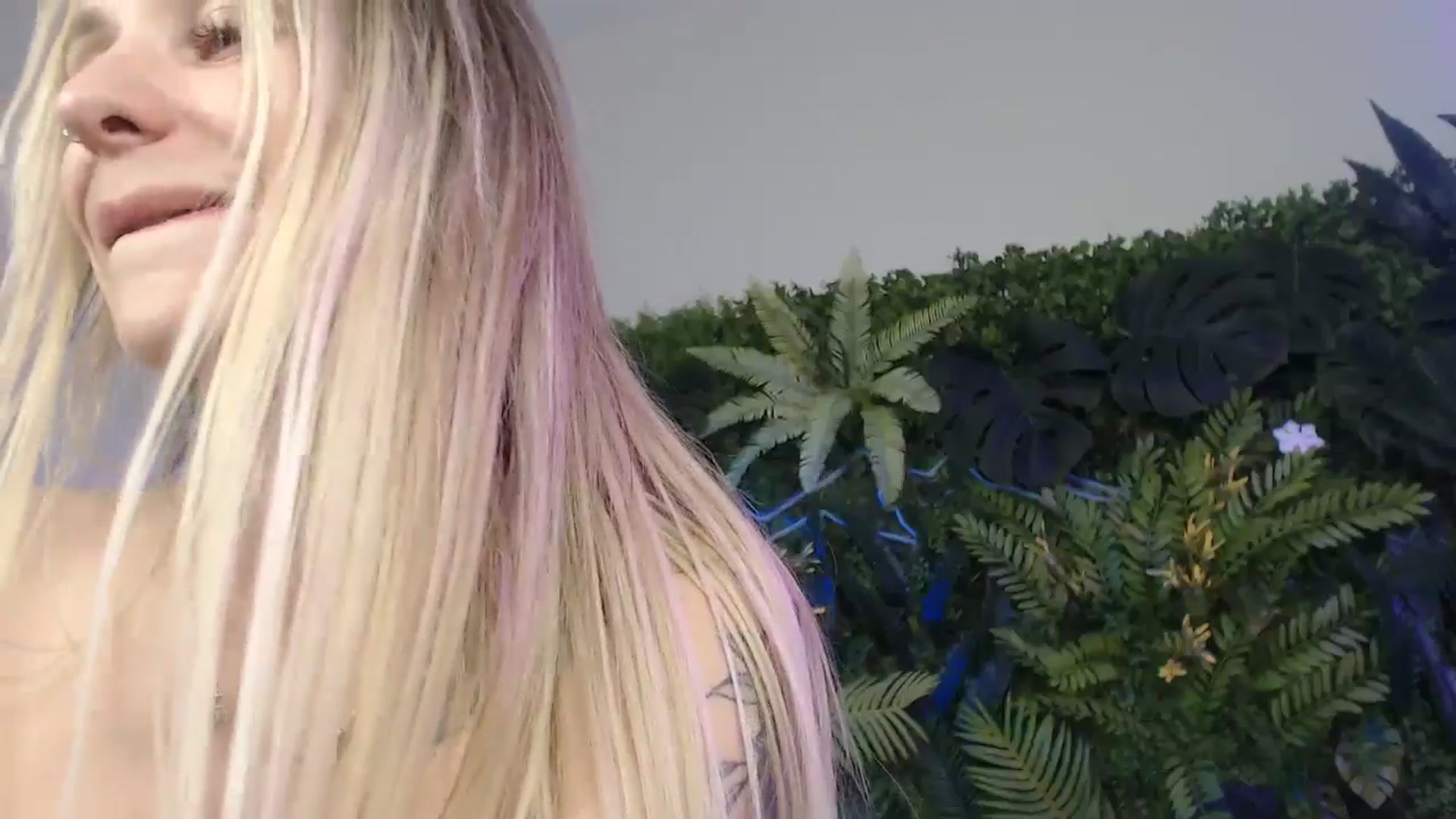 Gallery image thumbnail from Horny_Blond's myfreecams stream on, 12/02/2024, 14:57 image 18 of 20
