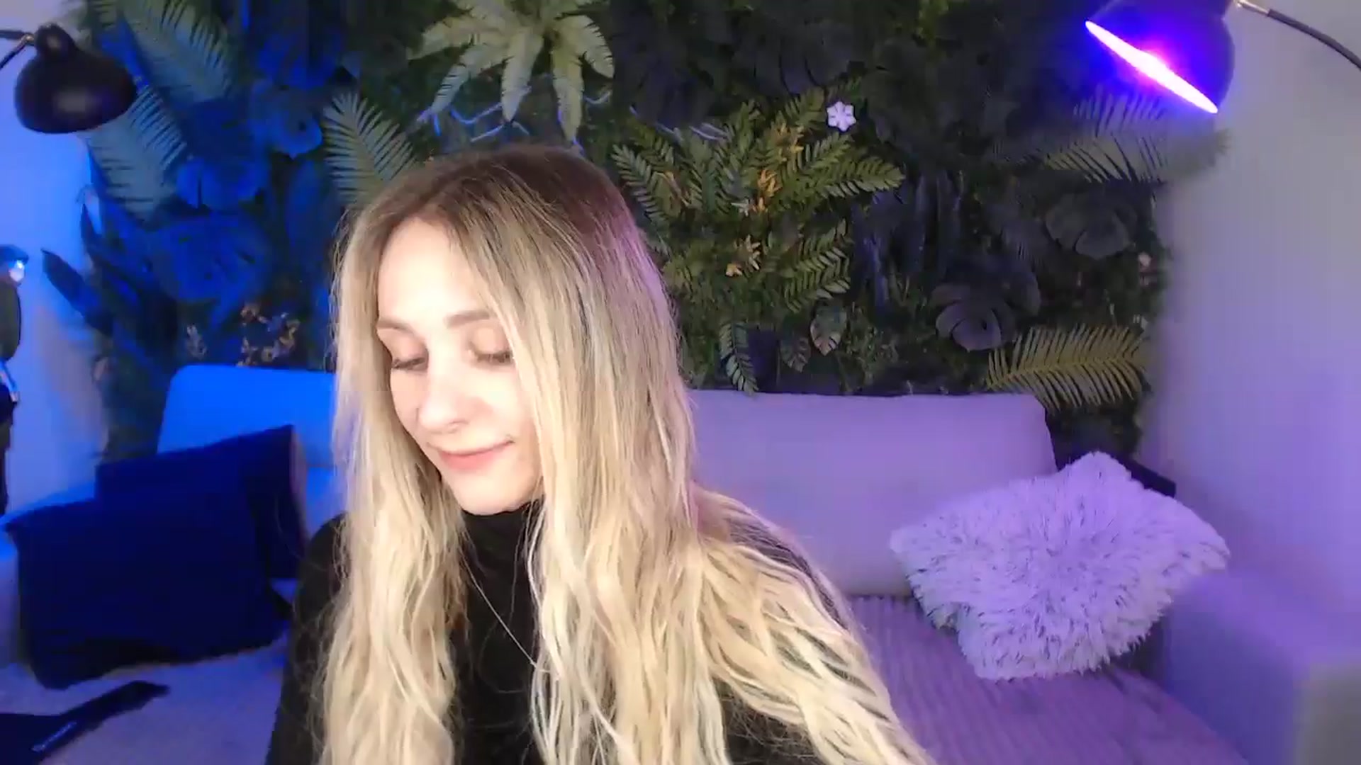 Gallery image thumbnail from Horny_Blond's myfreecams stream on, 12/03/2024, 09:59 image 20 of 20