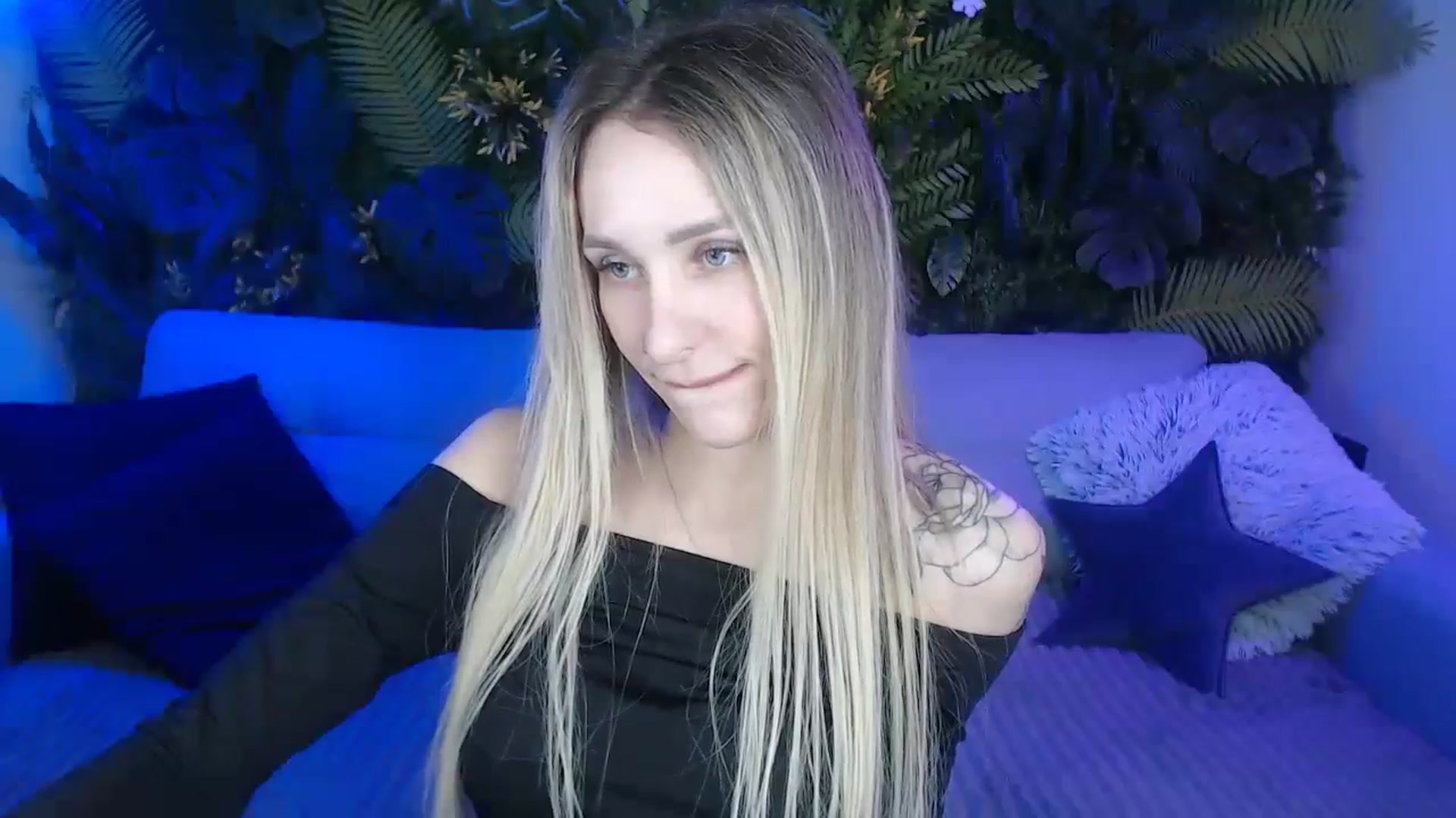 Gallery image thumbnail from Horny_Blond's myfreecams stream on, 12/06/2024, 09:47 image 5 of 20