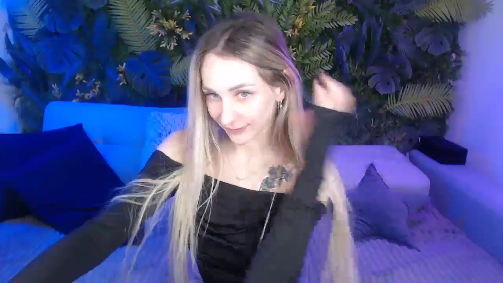 Gallery image thumbnail from Horny_Blond's myfreecams stream on, 12/06/2024, 10:09 image 15 of 20