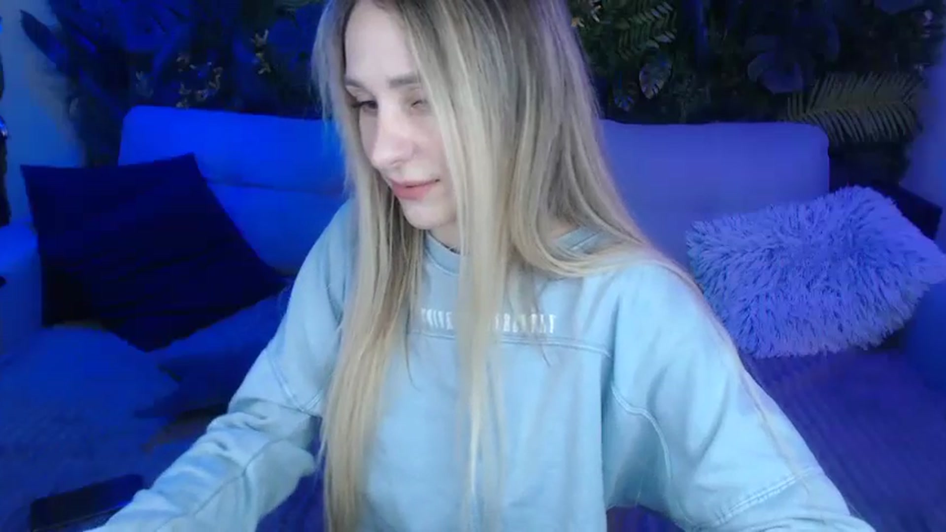 Gallery image thumbnail from Horny_Blond's myfreecams stream on, 12/07/2024, 09:26 image 7 of 20