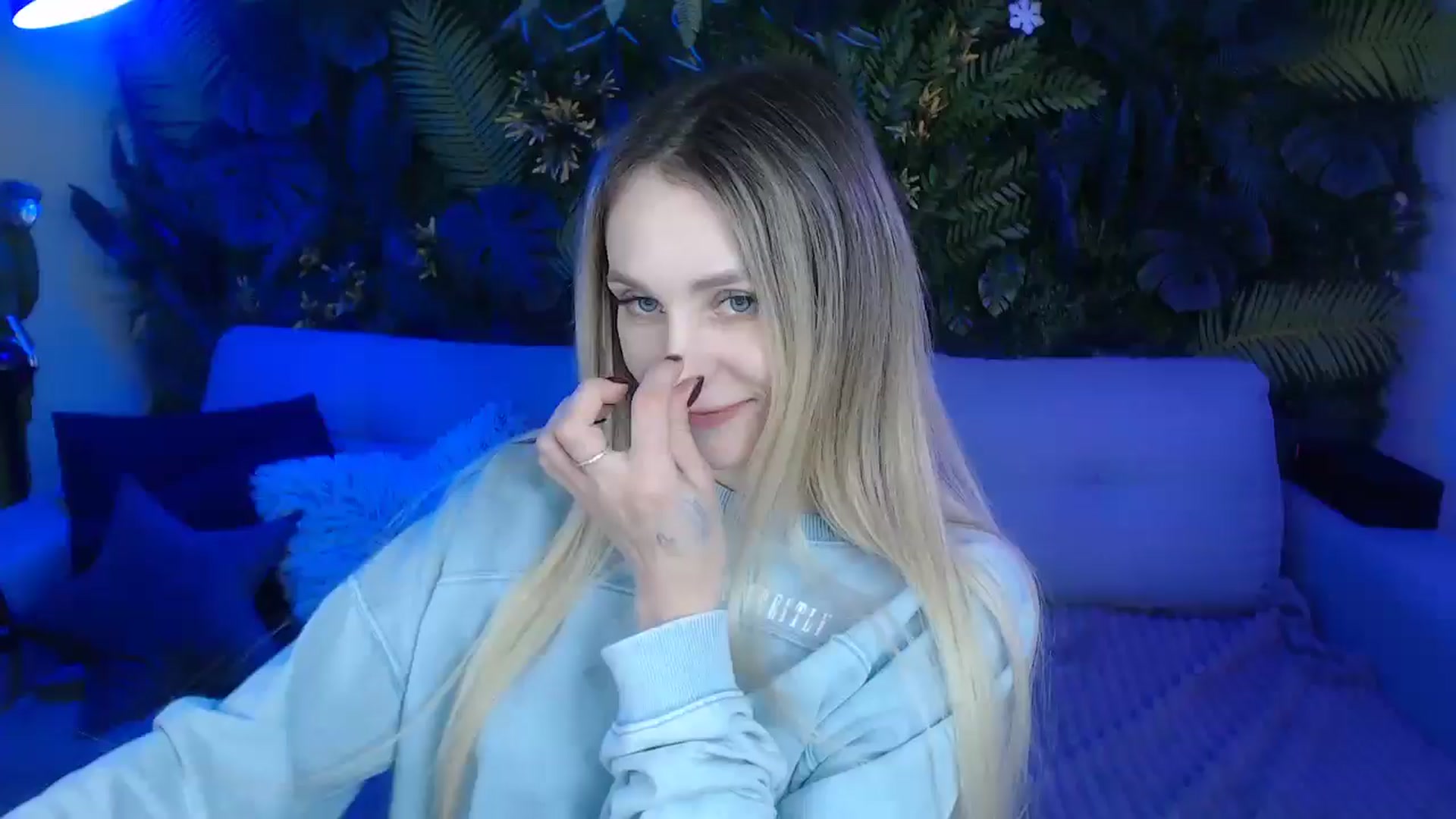 Gallery image thumbnail from Horny_Blond's myfreecams stream on, 12/07/2024, 12:49 image 1 of 20