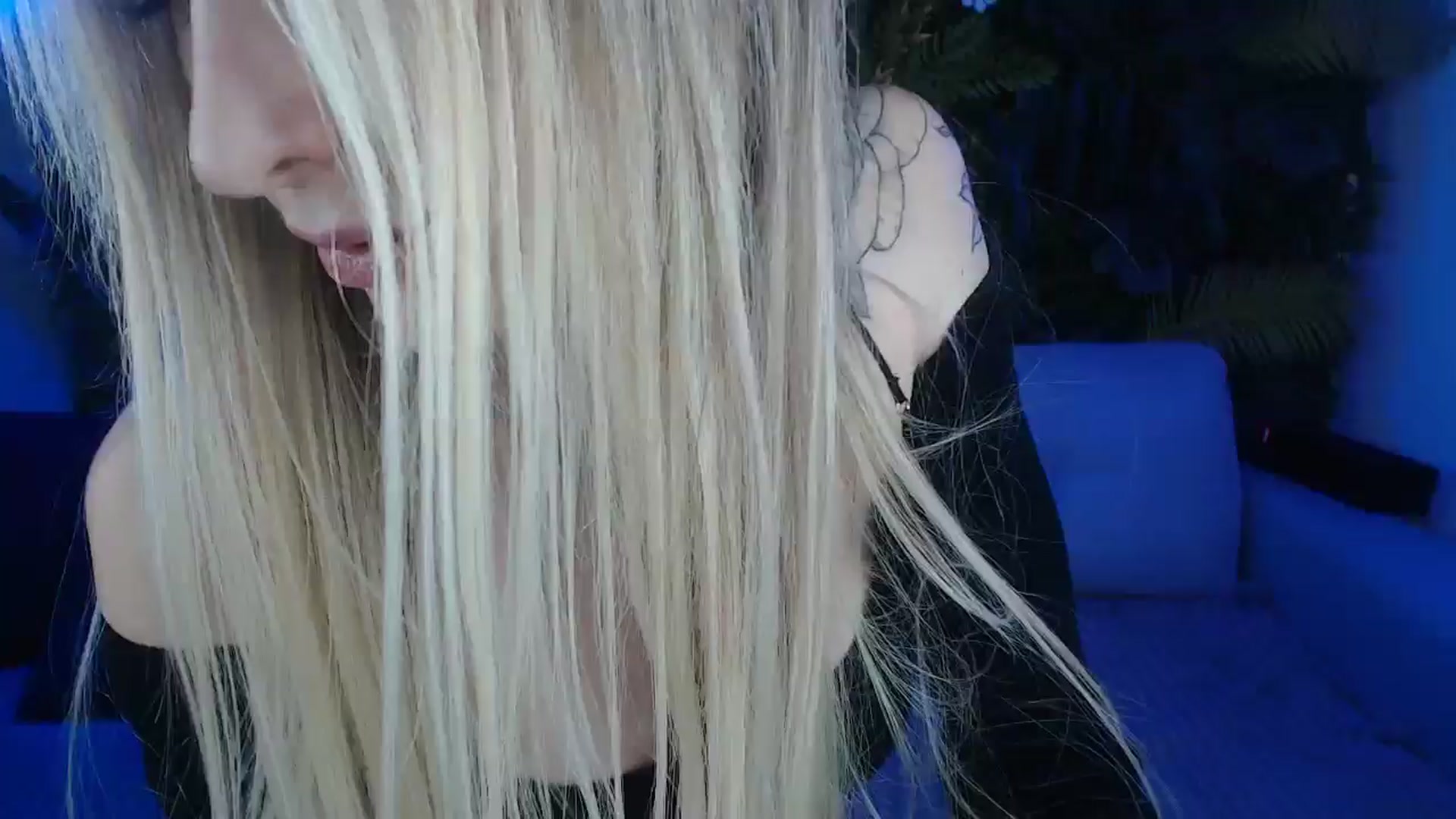 Gallery image thumbnail from Horny_Blond's myfreecams stream on, 12/08/2024, 11:30 image 1 of 20
