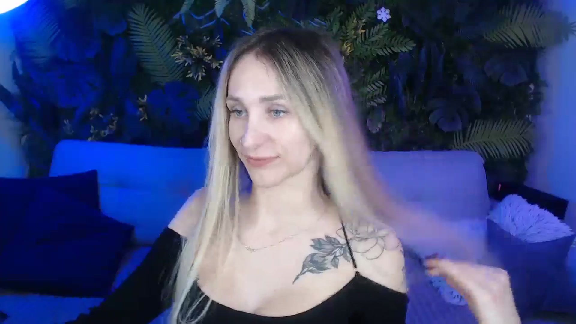Gallery image thumbnail from Horny_Blond's myfreecams stream on, 12/08/2024, 11:57 image 8 of 20