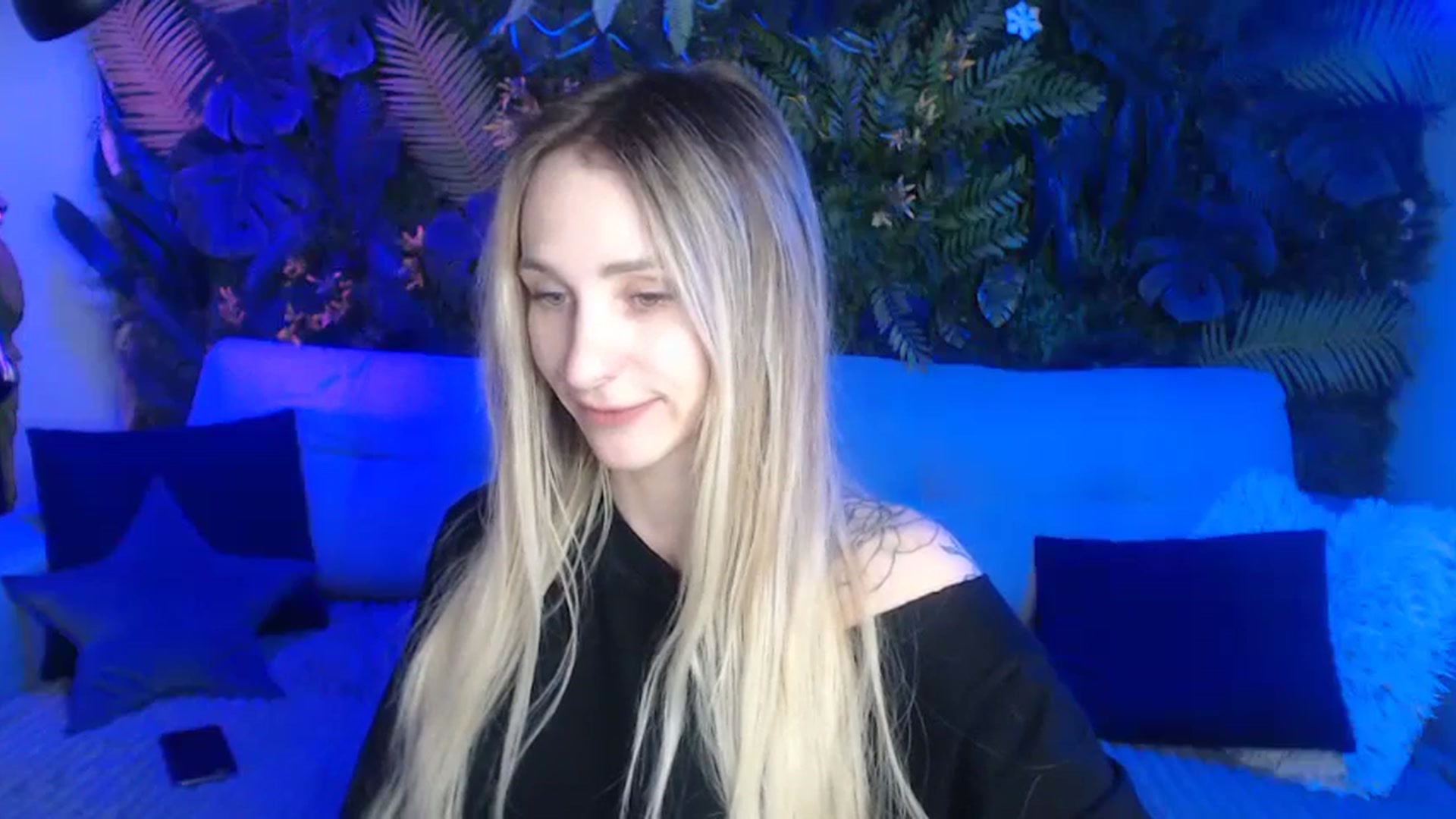 Gallery image thumbnail from Horny_Blond's myfreecams stream on, 12/09/2024, 12:12 image 6 of 20