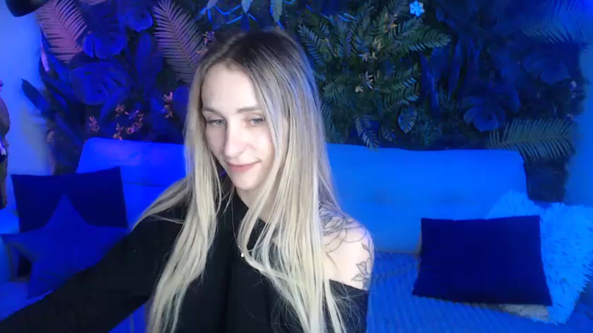 Gallery image thumbnail from Horny_Blond's myfreecams stream on, 12/09/2024, 12:12 image 12 of 20